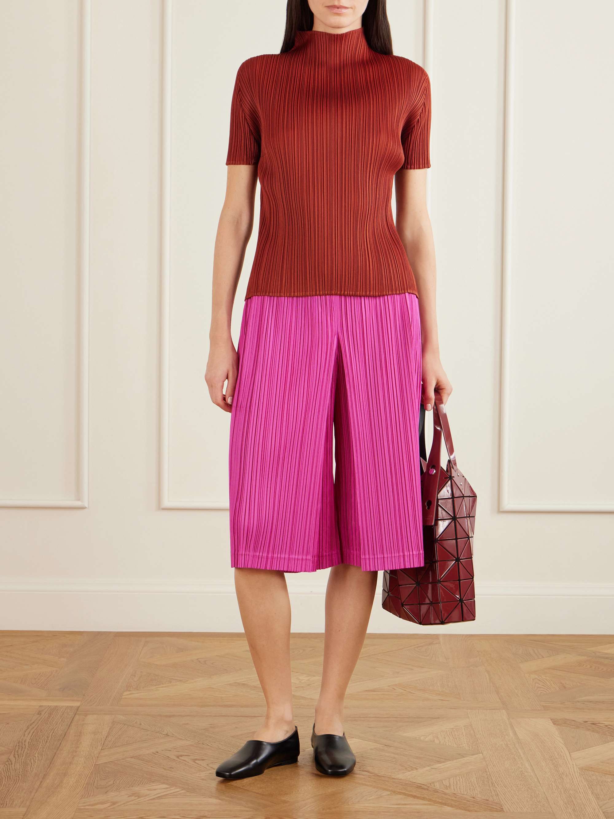 PLEATS PLEASE ISSEY MIYAKE 