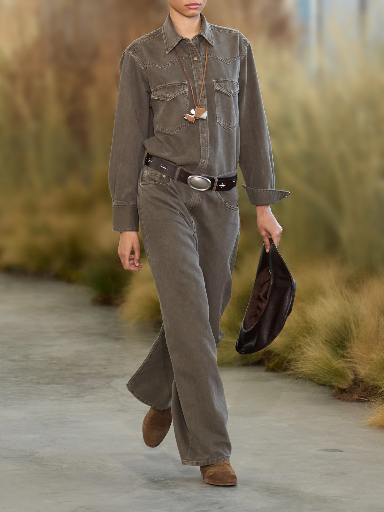Song Sung Mid-Rise Straight-Leg Jeans