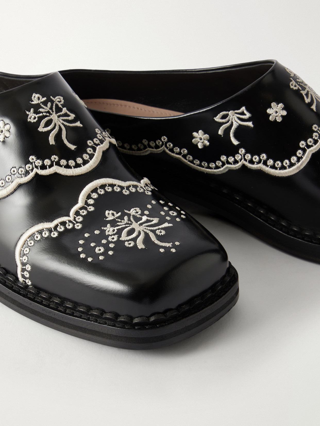 Floral Lace Embroidered Leather Slip-Ons