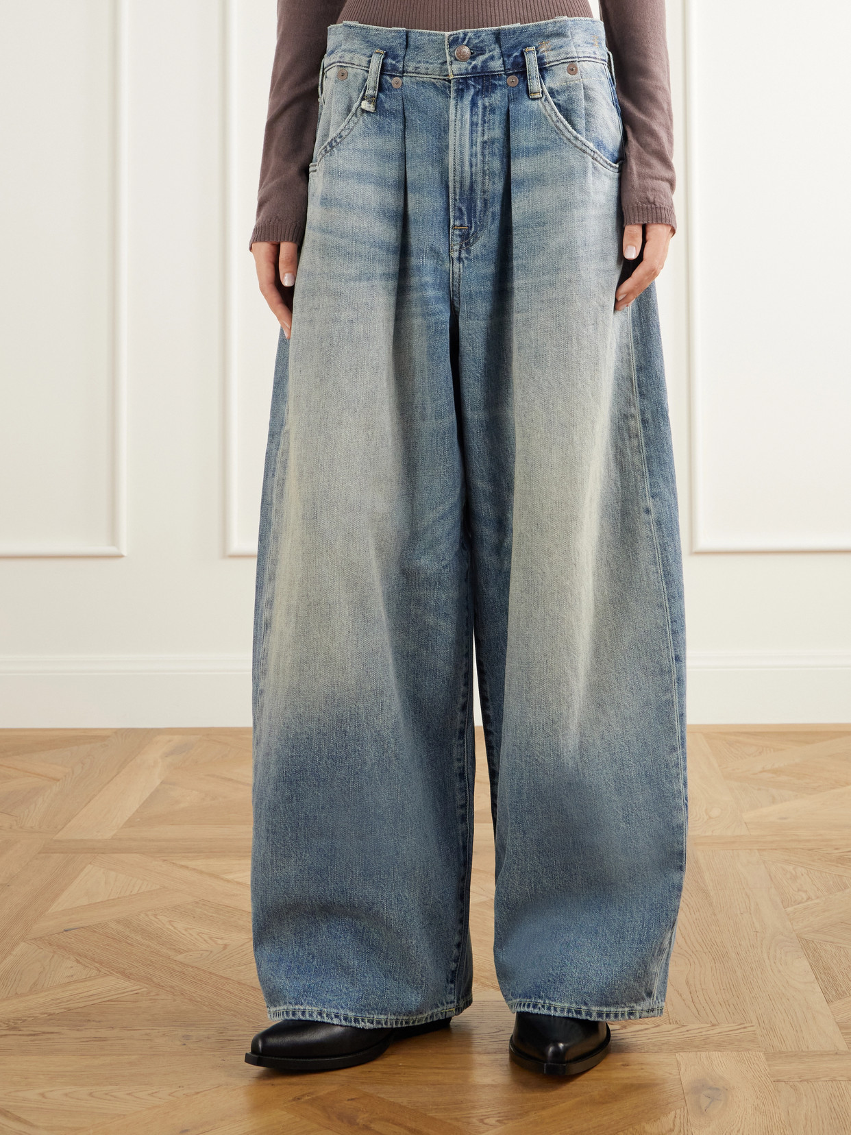 Pleated Waistband Low-Rise Wide- Leg