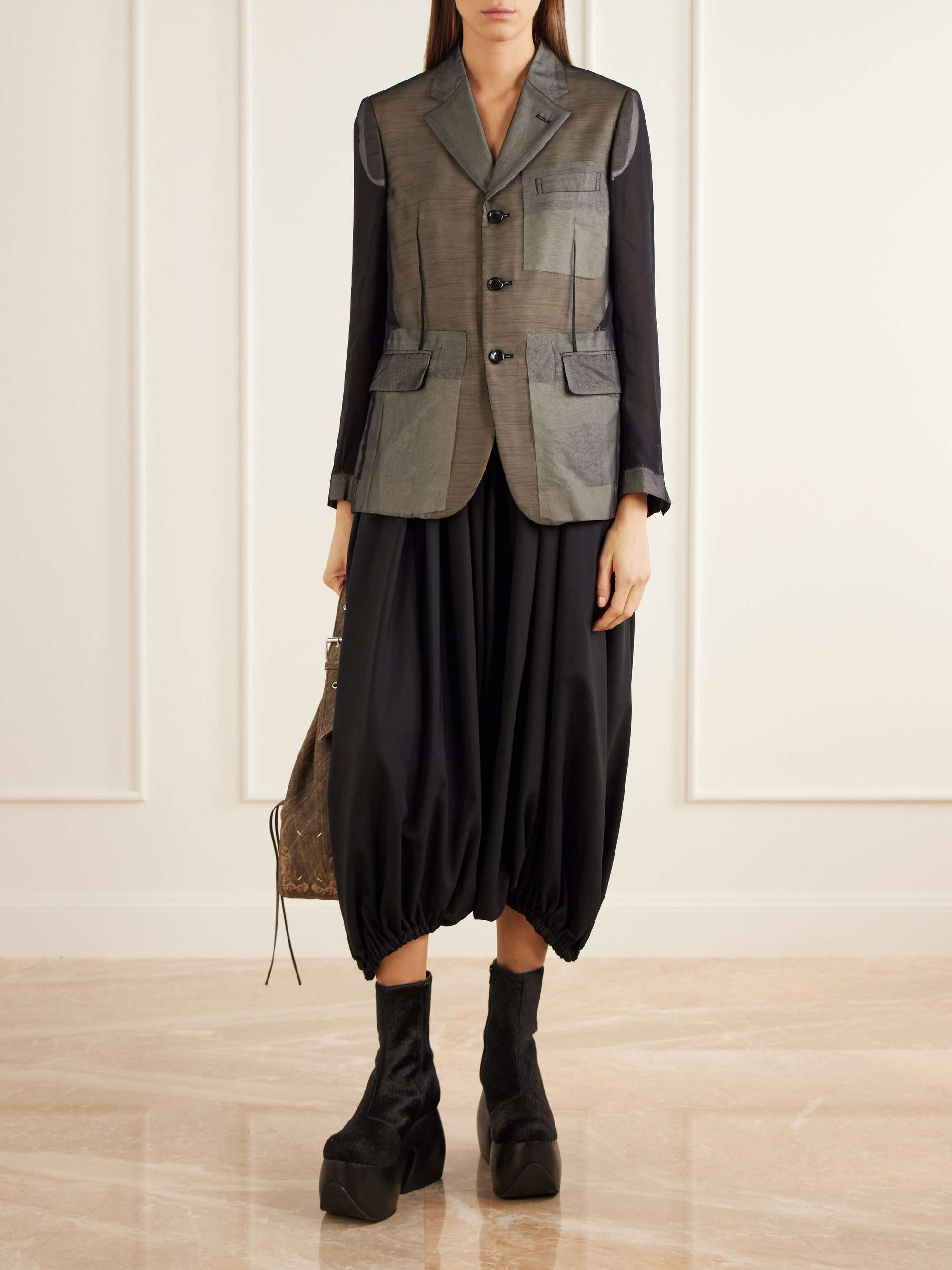 COMME des GARÇONS 