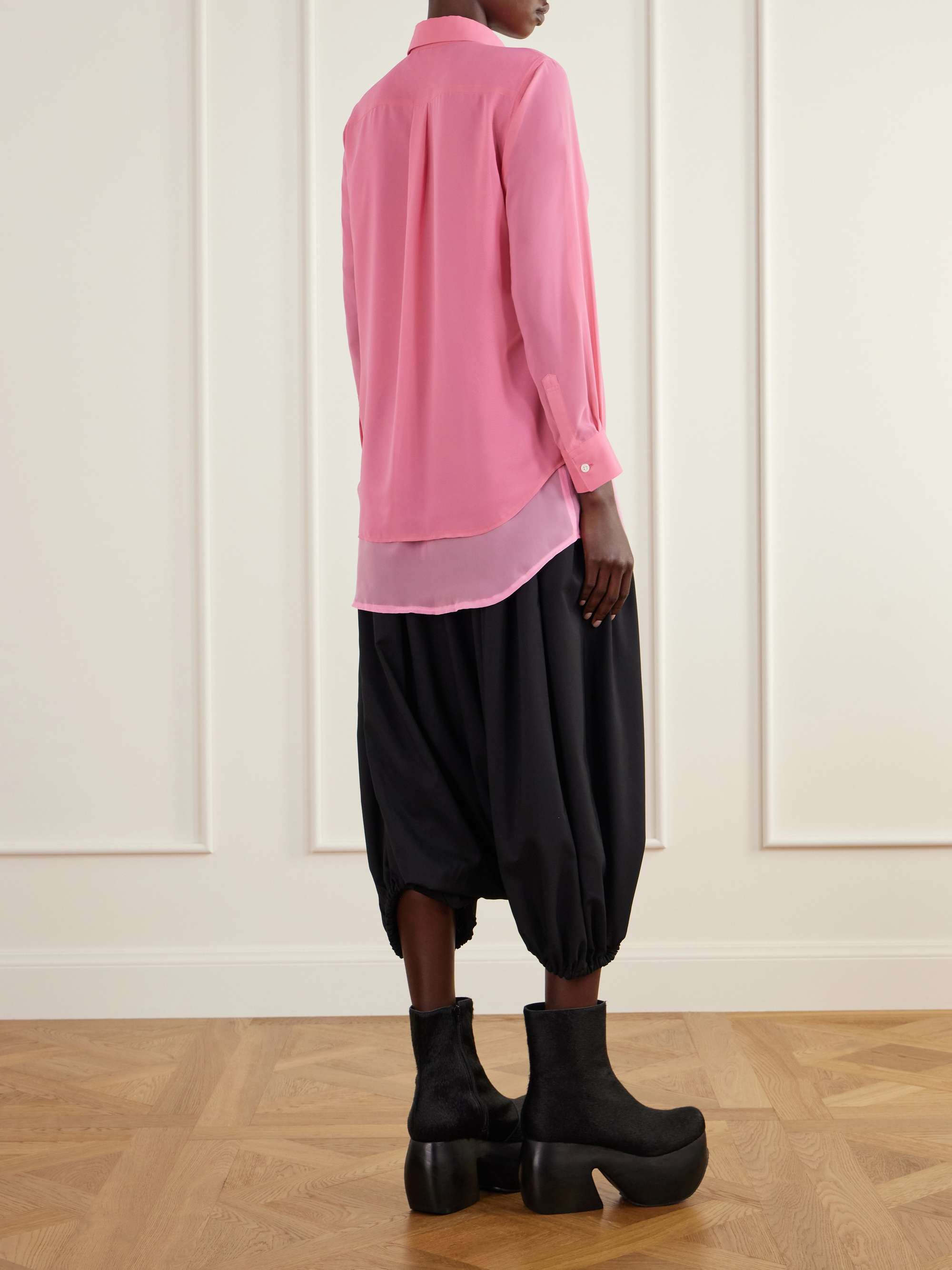 COMME des GARÇONS 