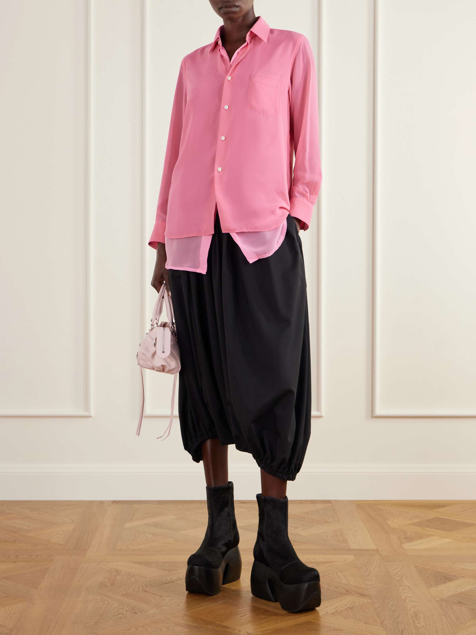 COMME des GARÇONS 