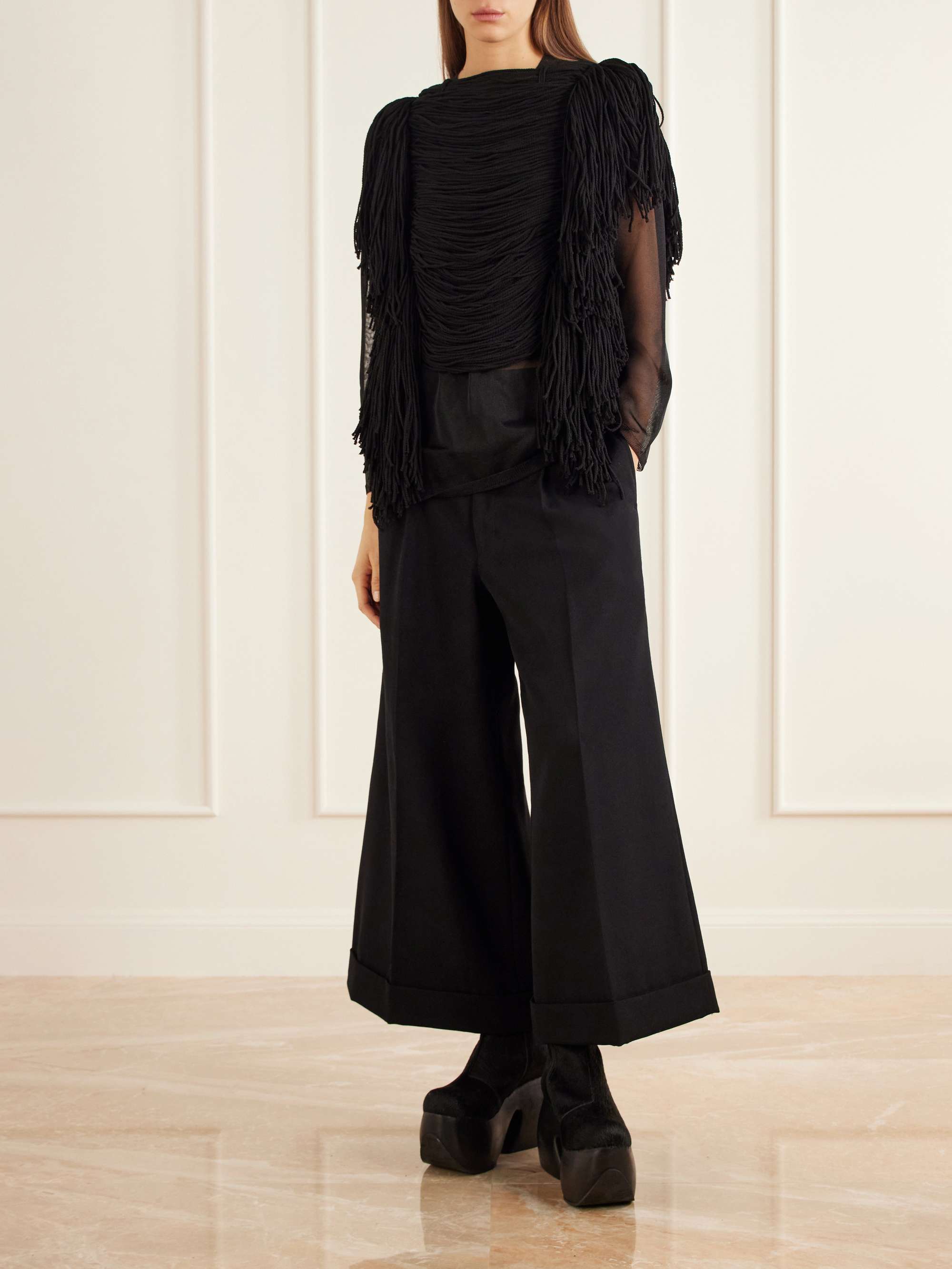 COMME des GARÇONS 