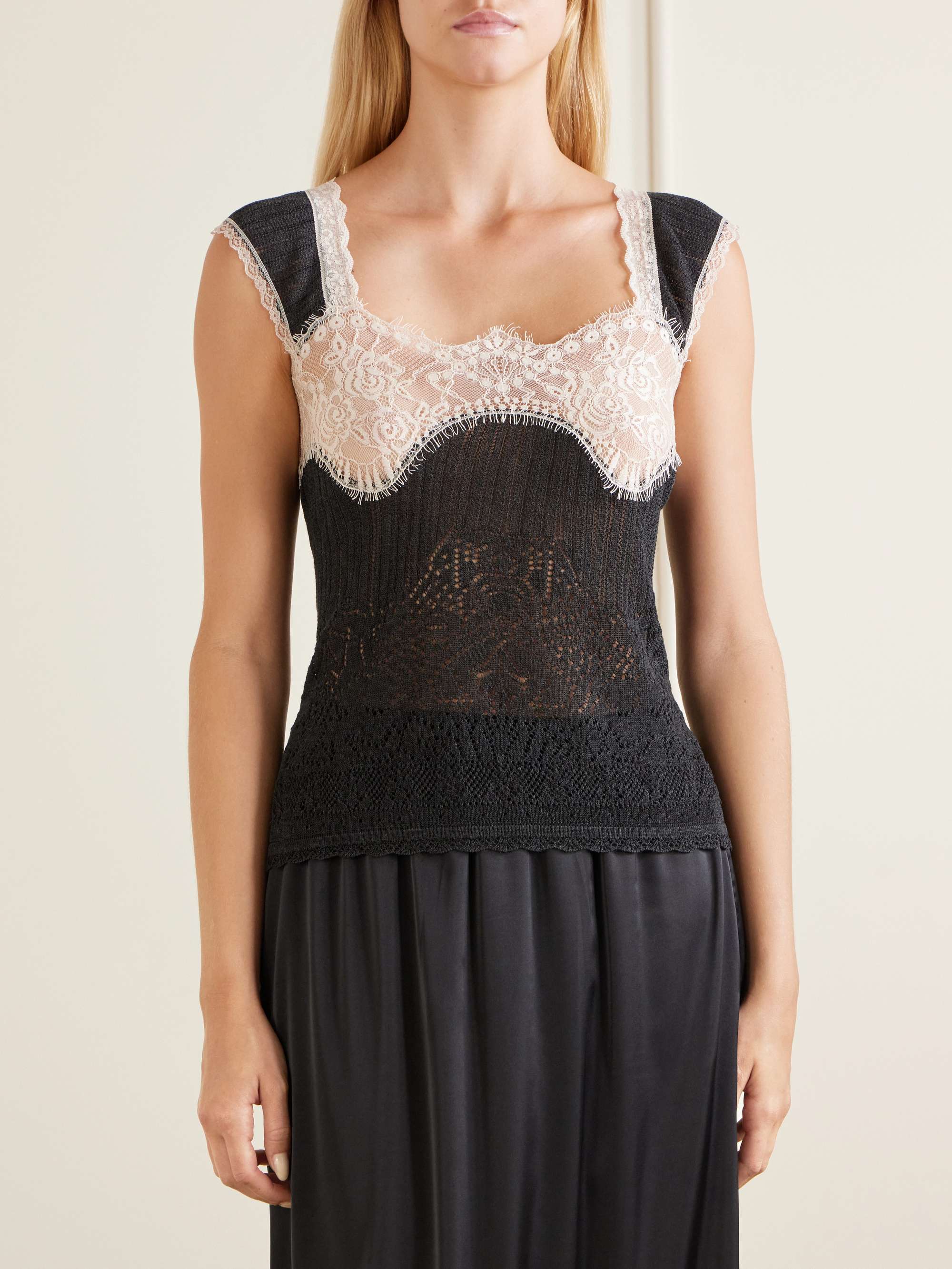 ANNA SUI 