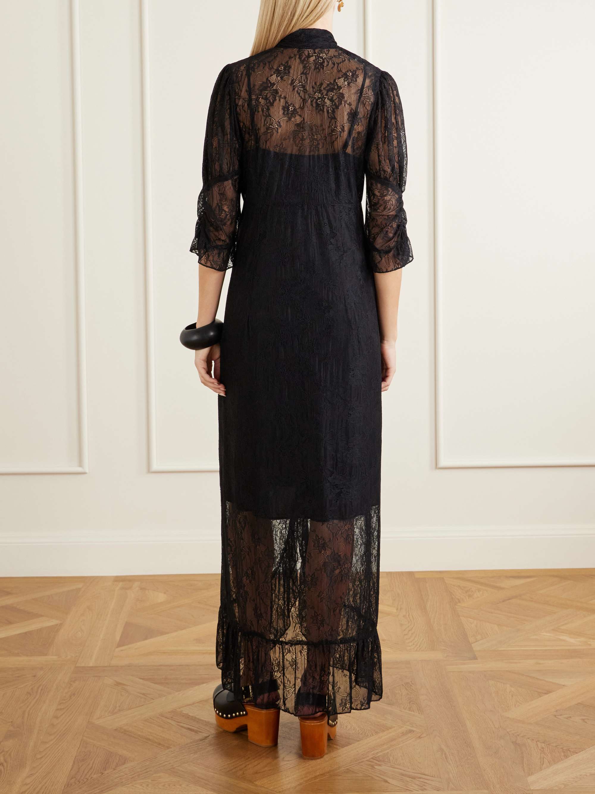 ANNA SUI 