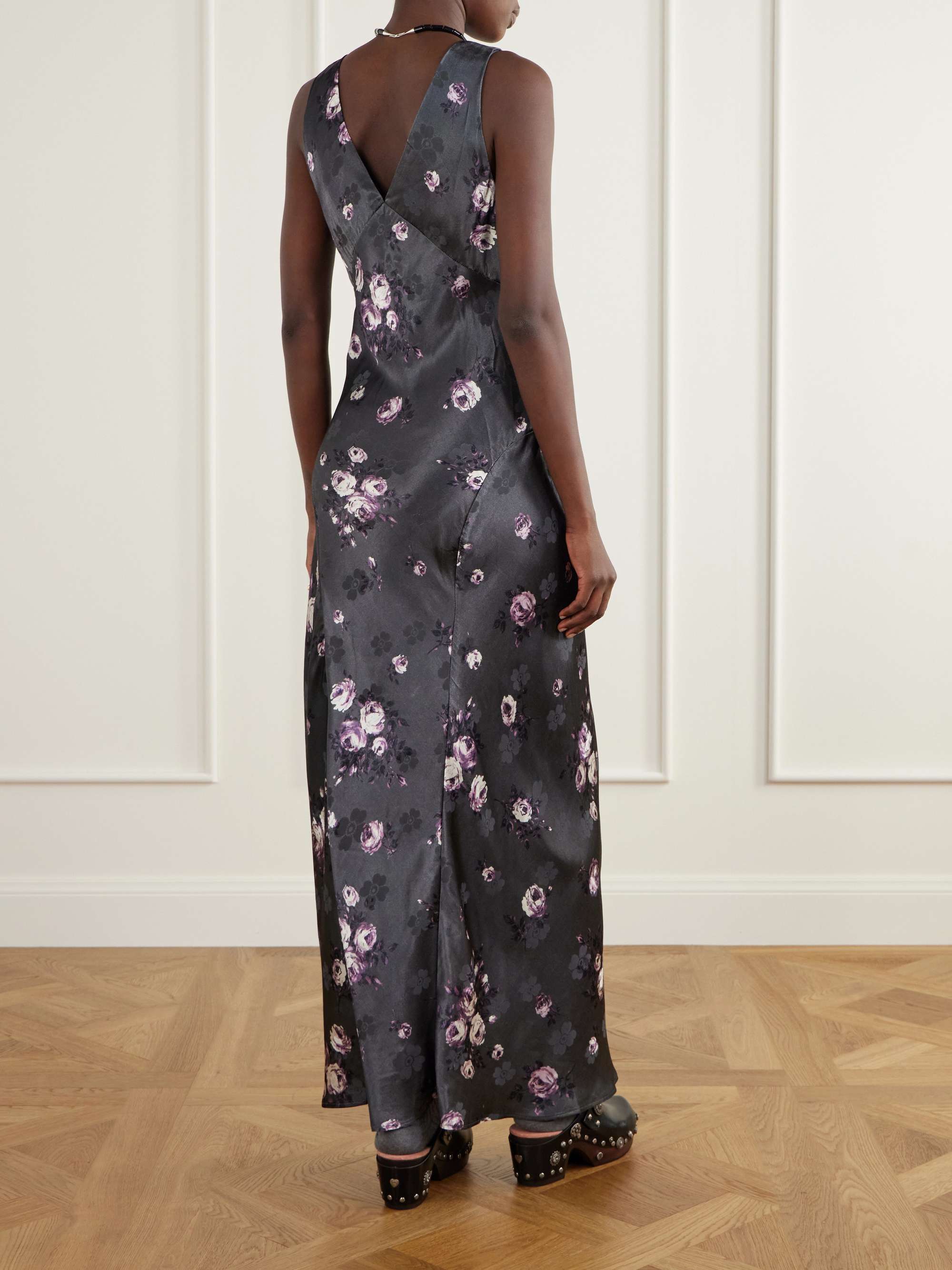 ANNA SUI 