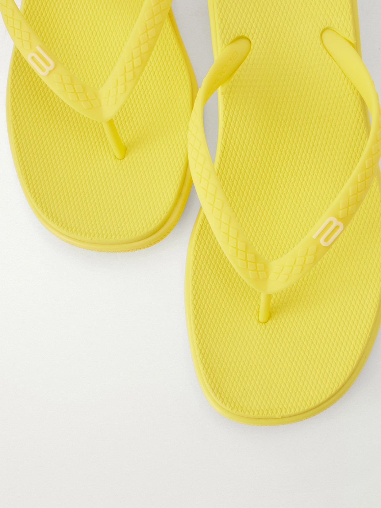 Arc 40 Recycled Thong Sandals