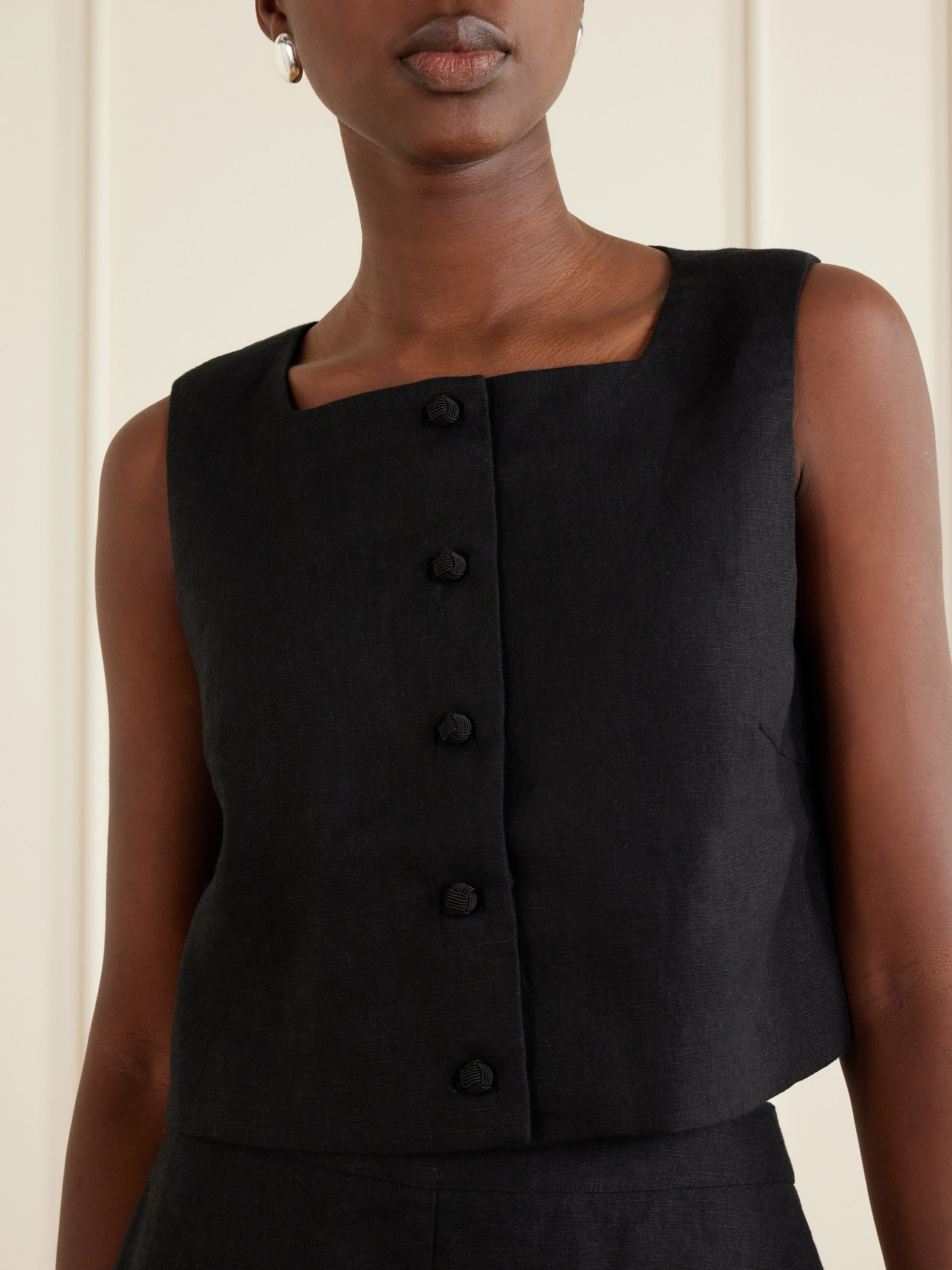 Posse Rio Sleeveless Top In Black