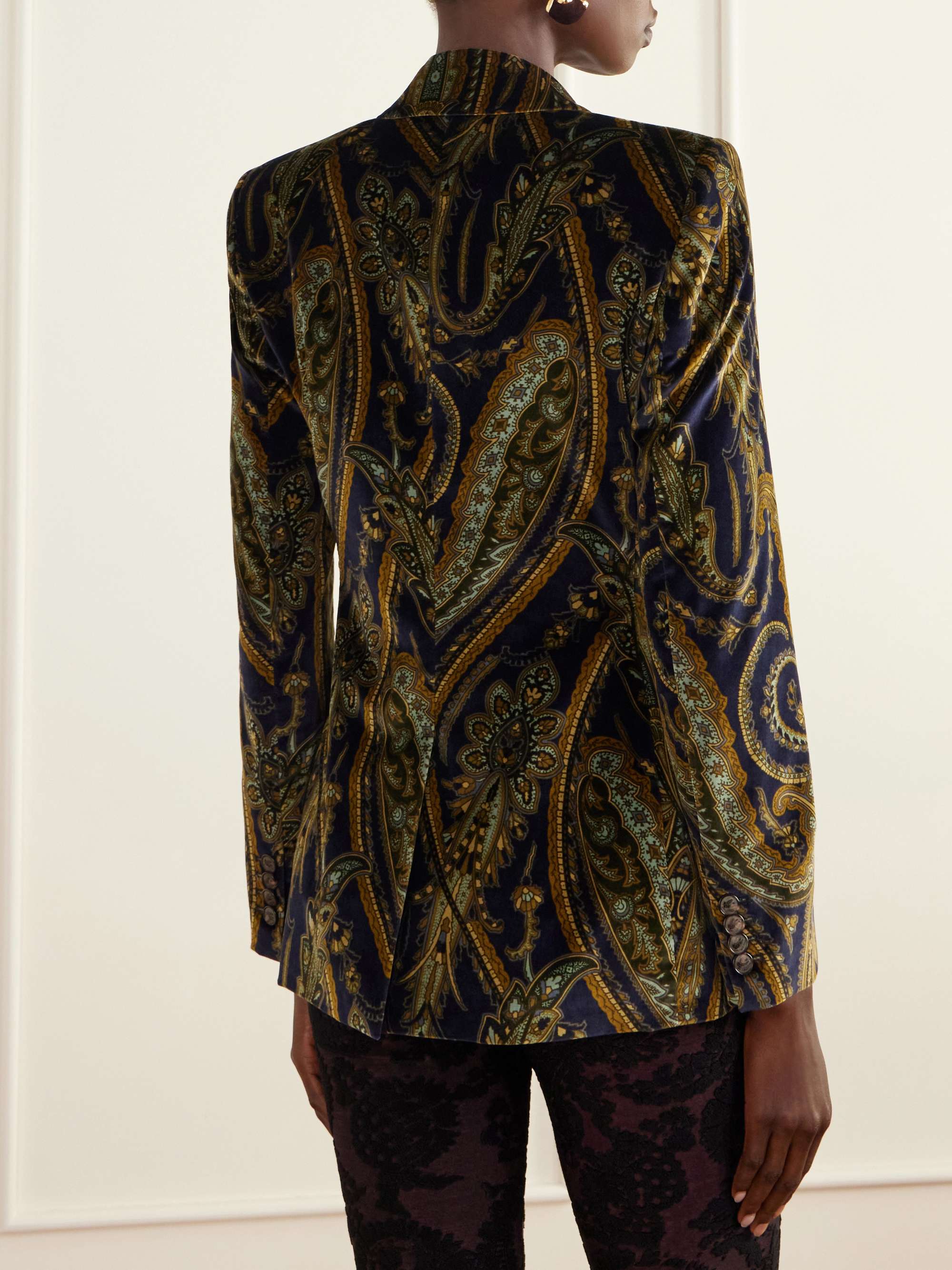 ETRO 