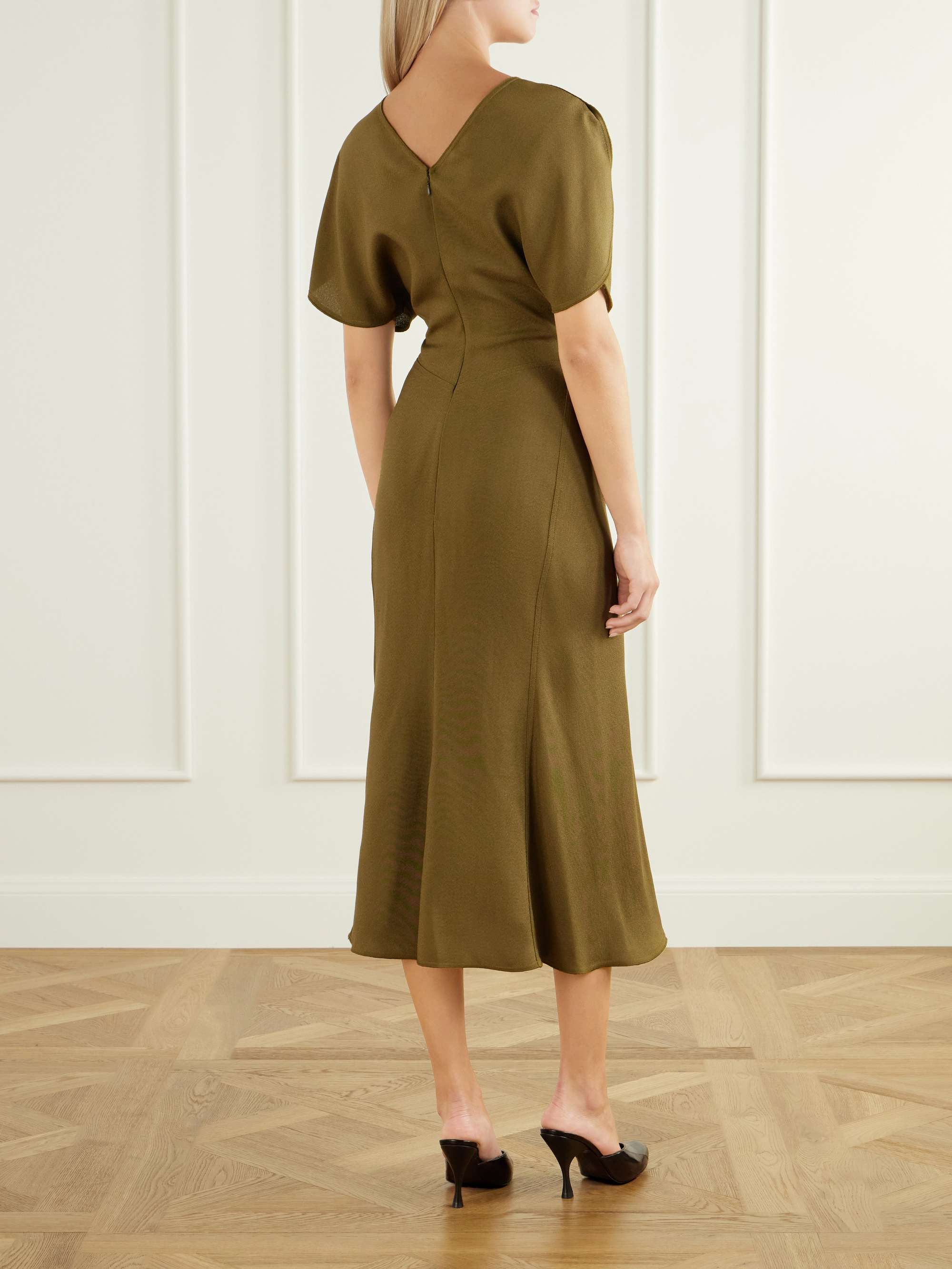 VICTORIA BECKHAM 