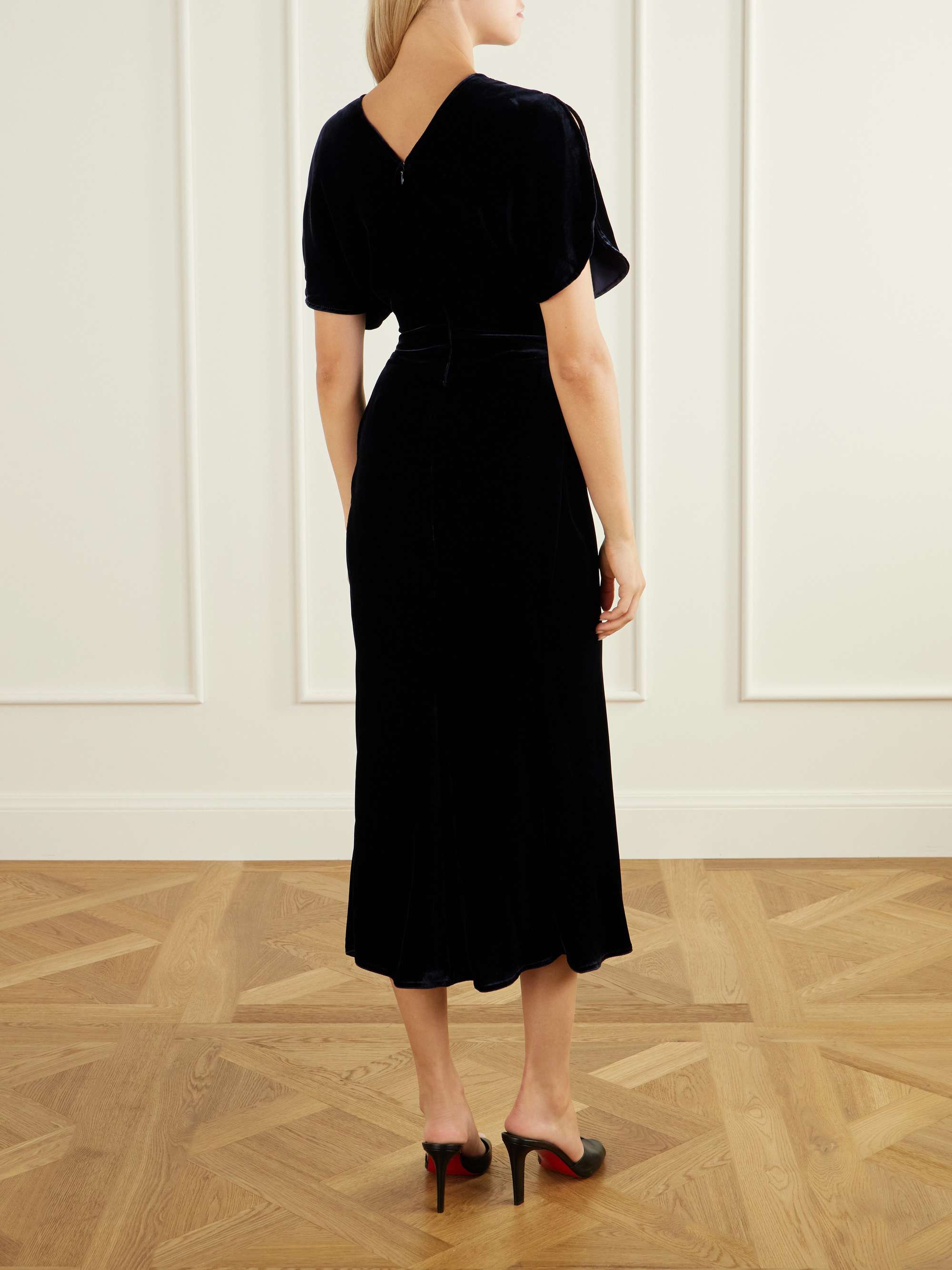 VICTORIA BECKHAM 