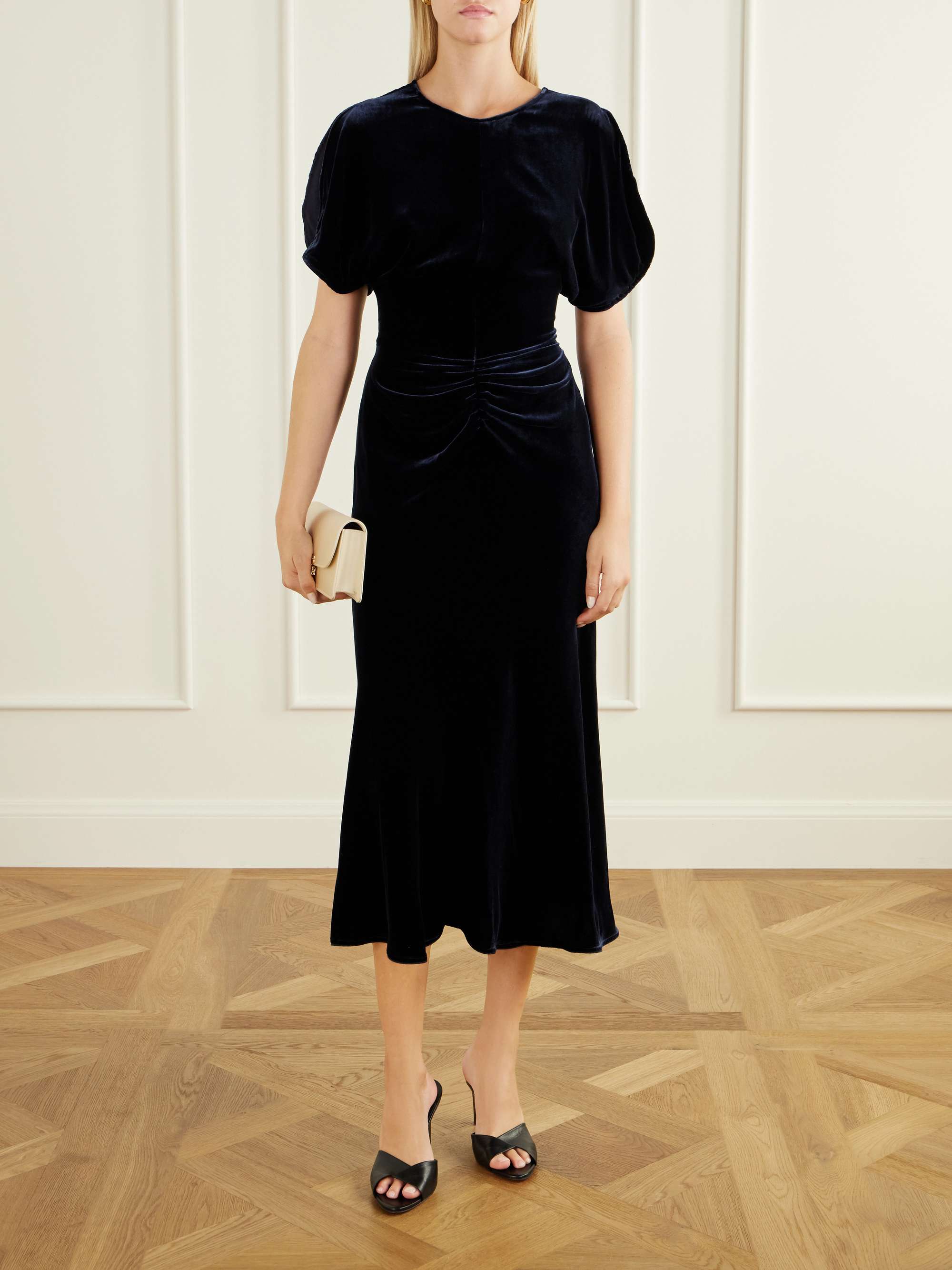 VICTORIA BECKHAM 