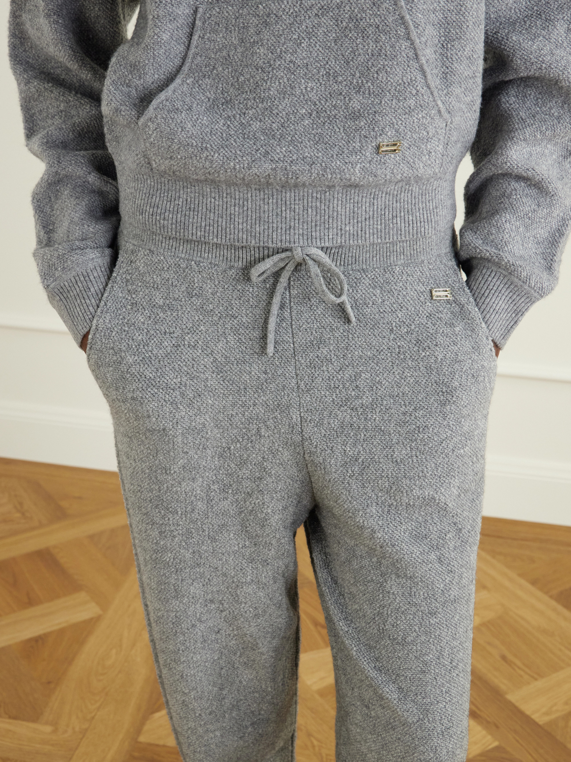 Victoria Beckham Wool and cashmere-blend knitted tapered sweatpants