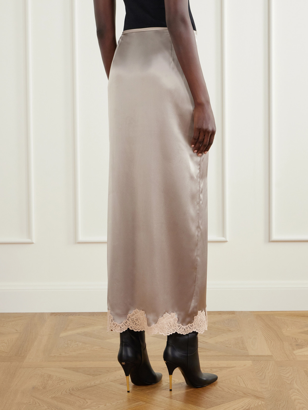 Garavani - Lace-Trimmed Silk-Satin Midi