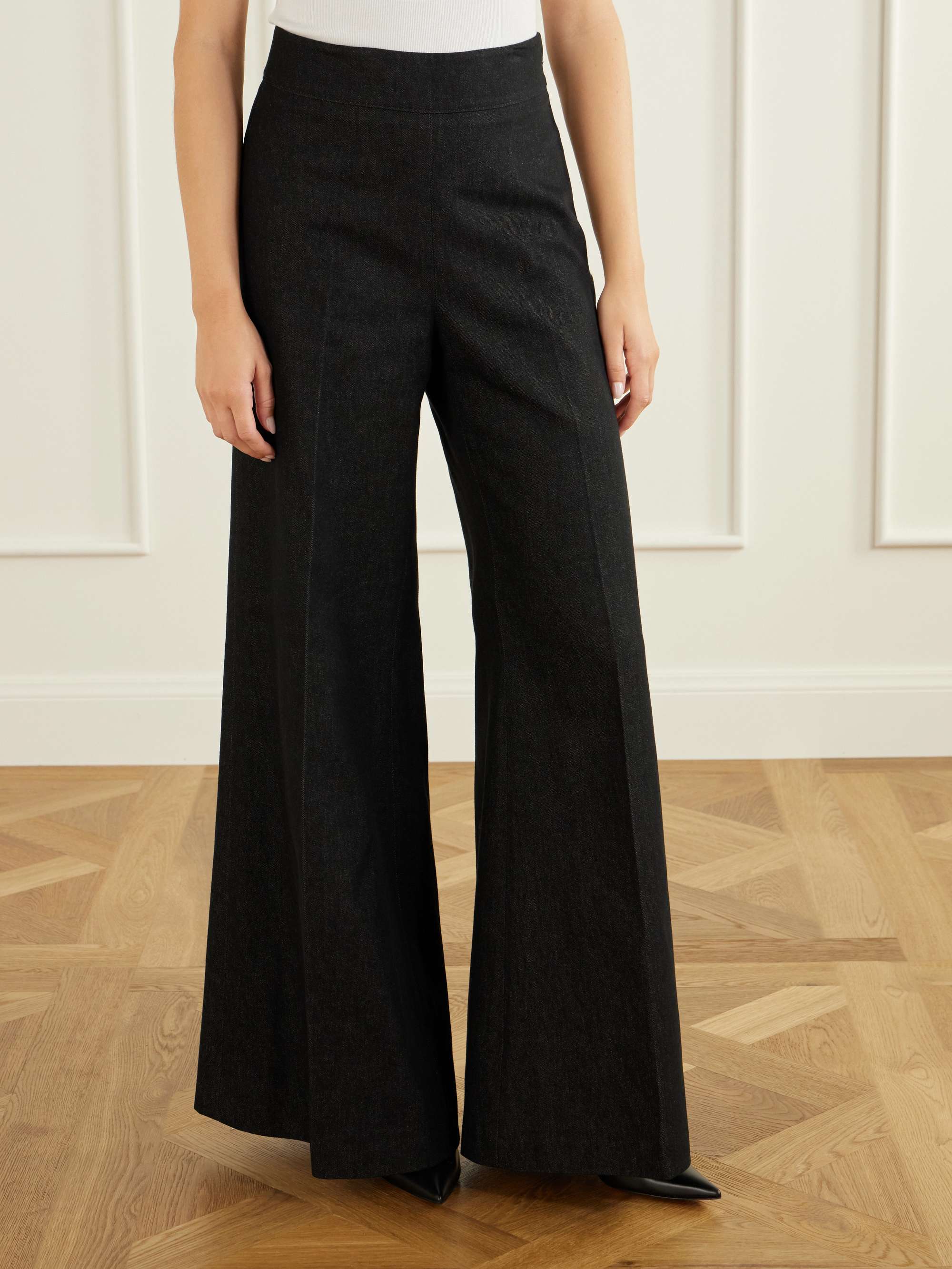 CAROLINA HERRERA 