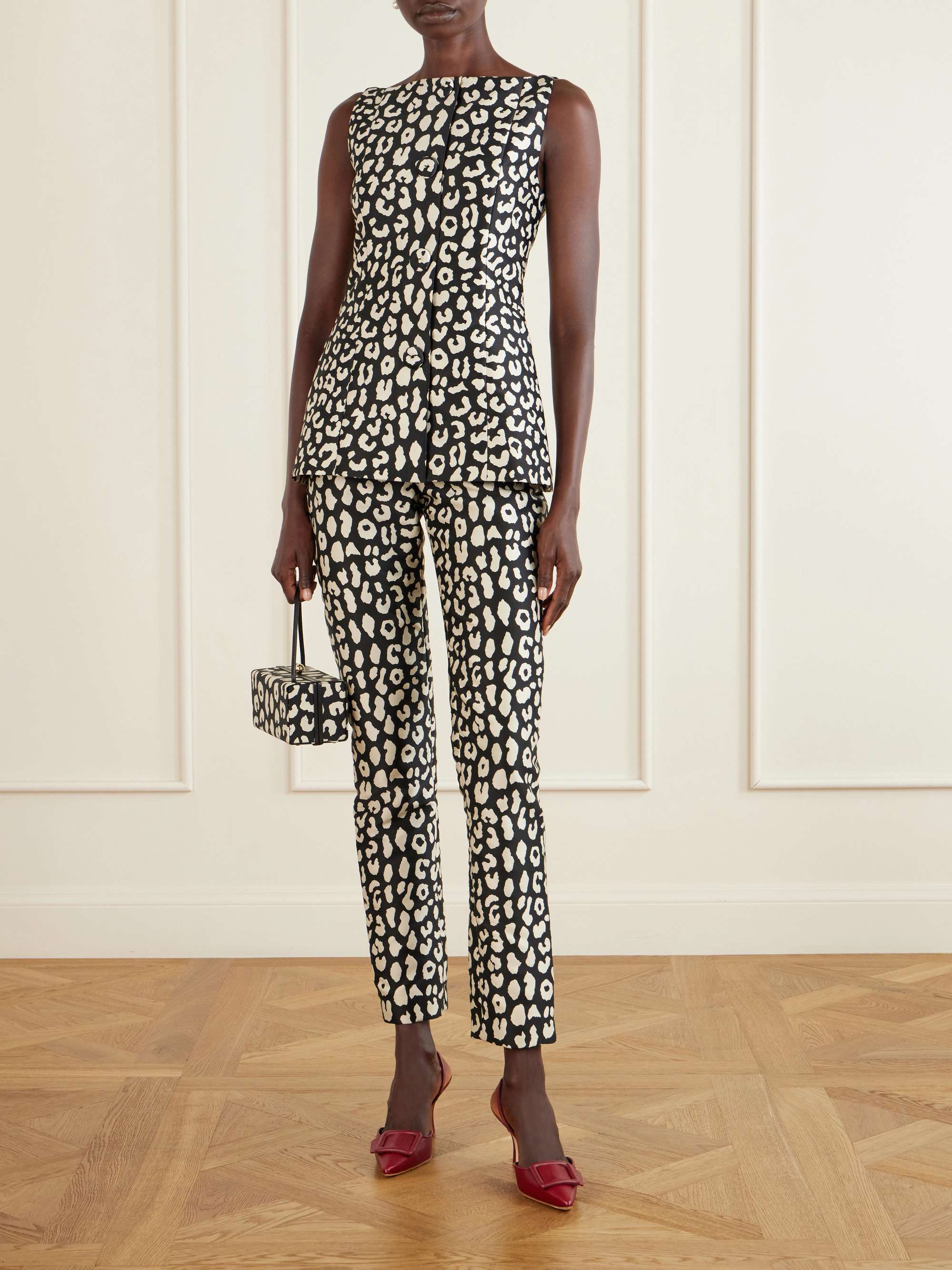 CAROLINA HERRERA 