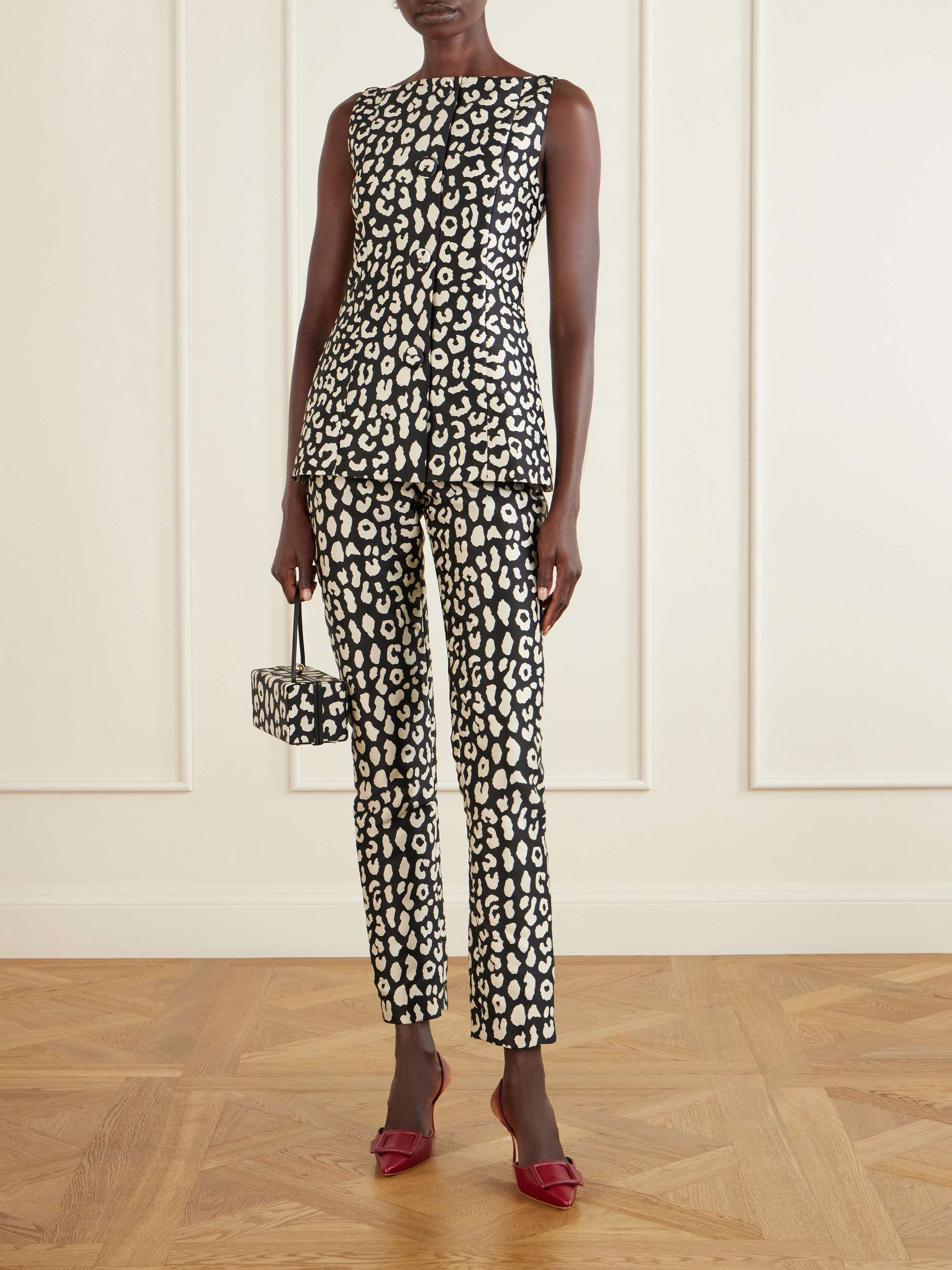 CAROLINA HERRERA 