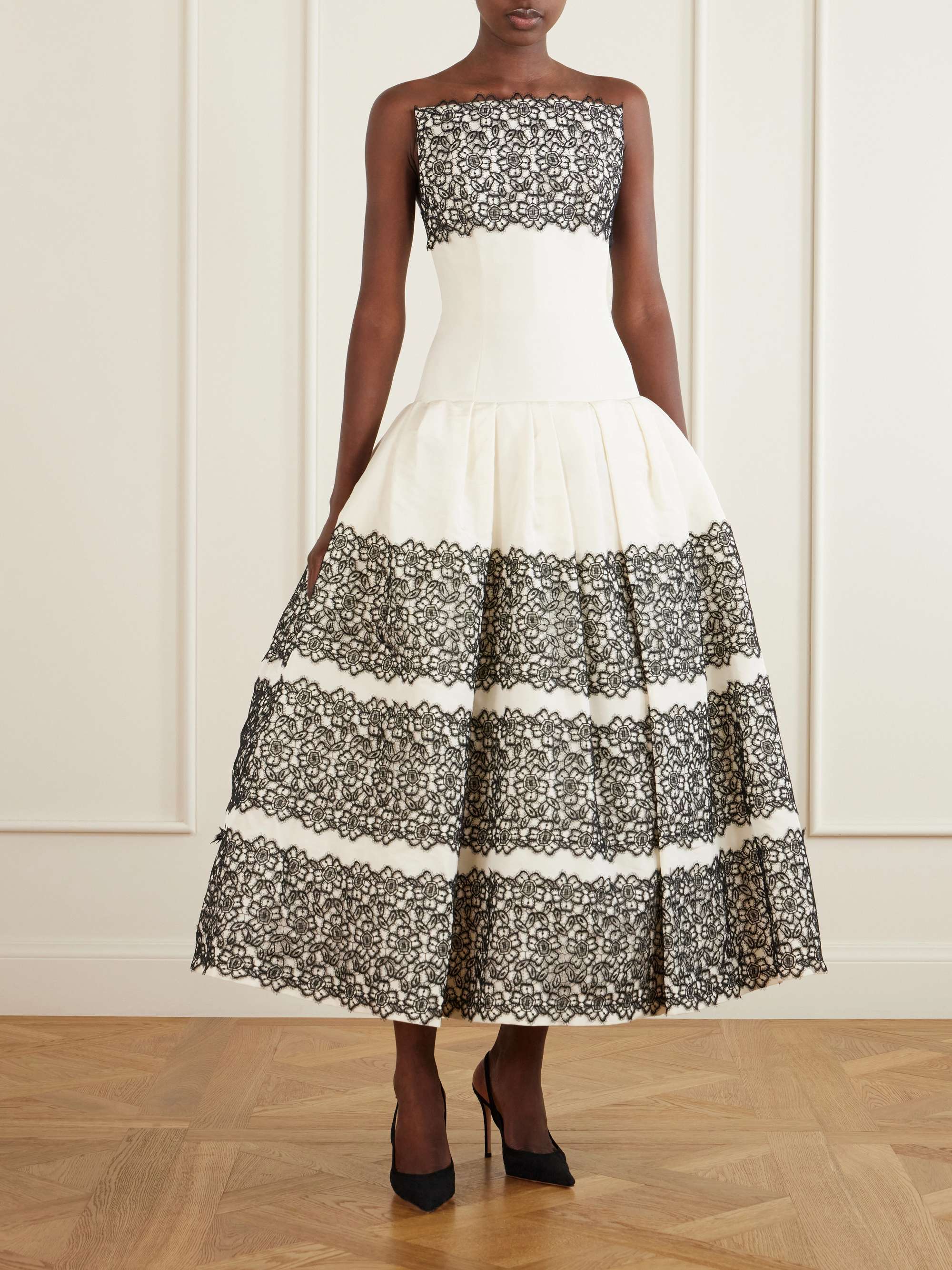 CAROLINA HERRERA 
