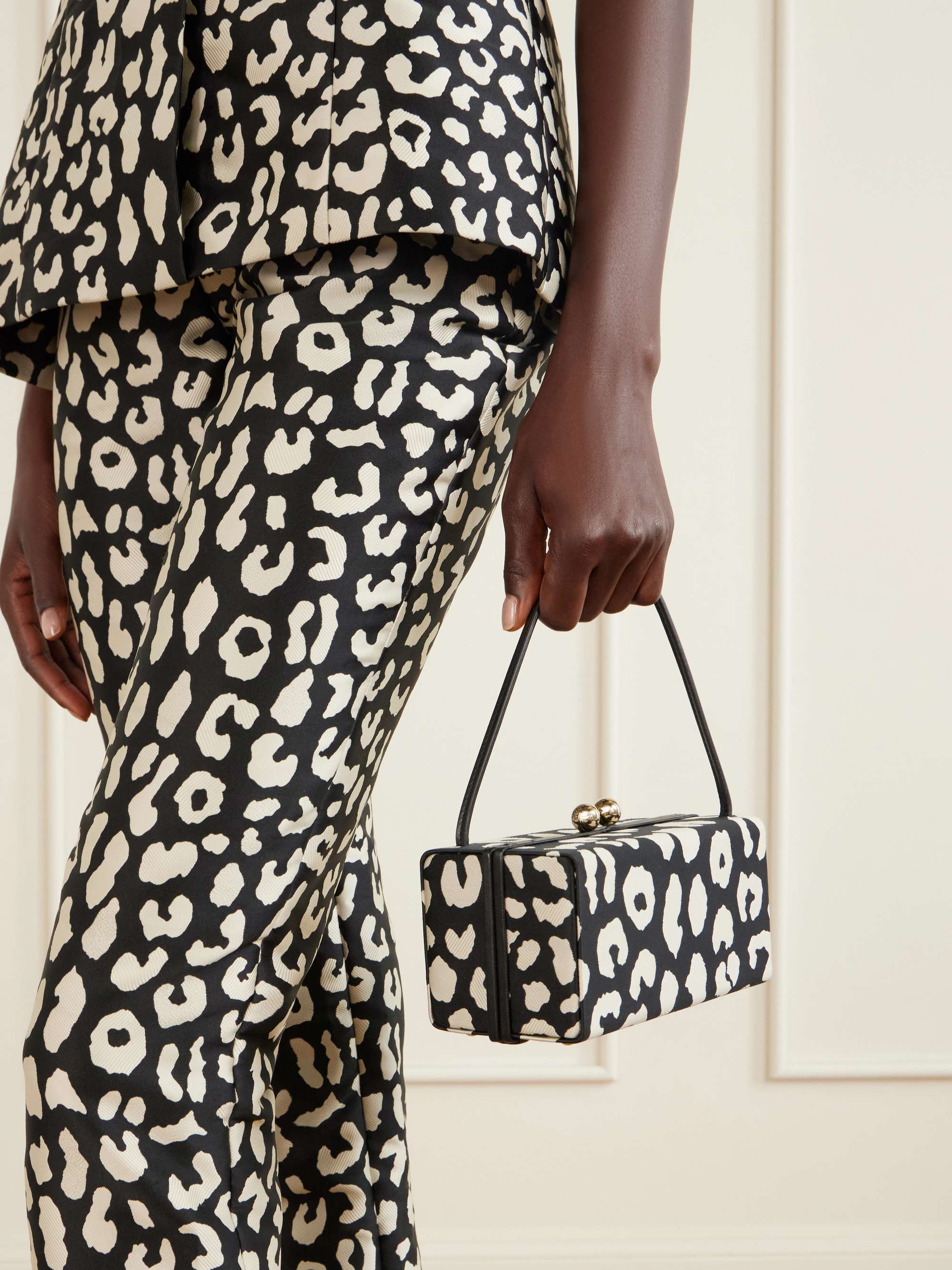 CAROLINA HERRERA 