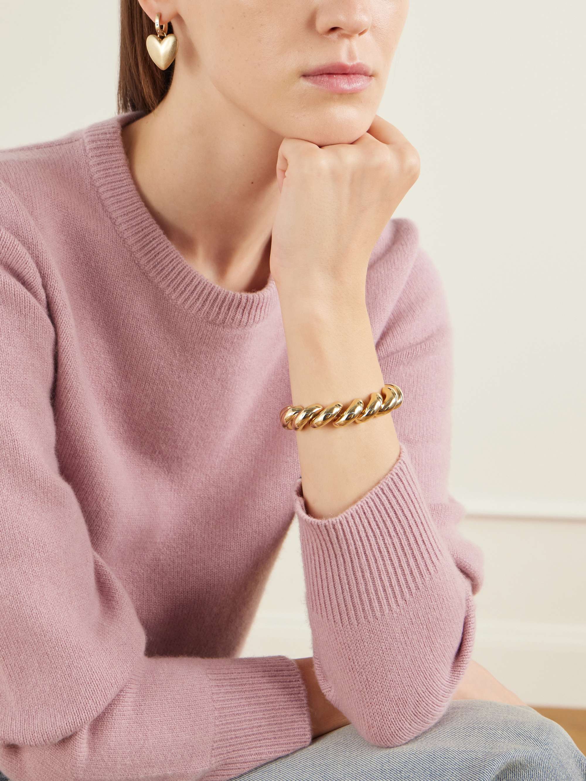ROXANNE ASSOULIN 