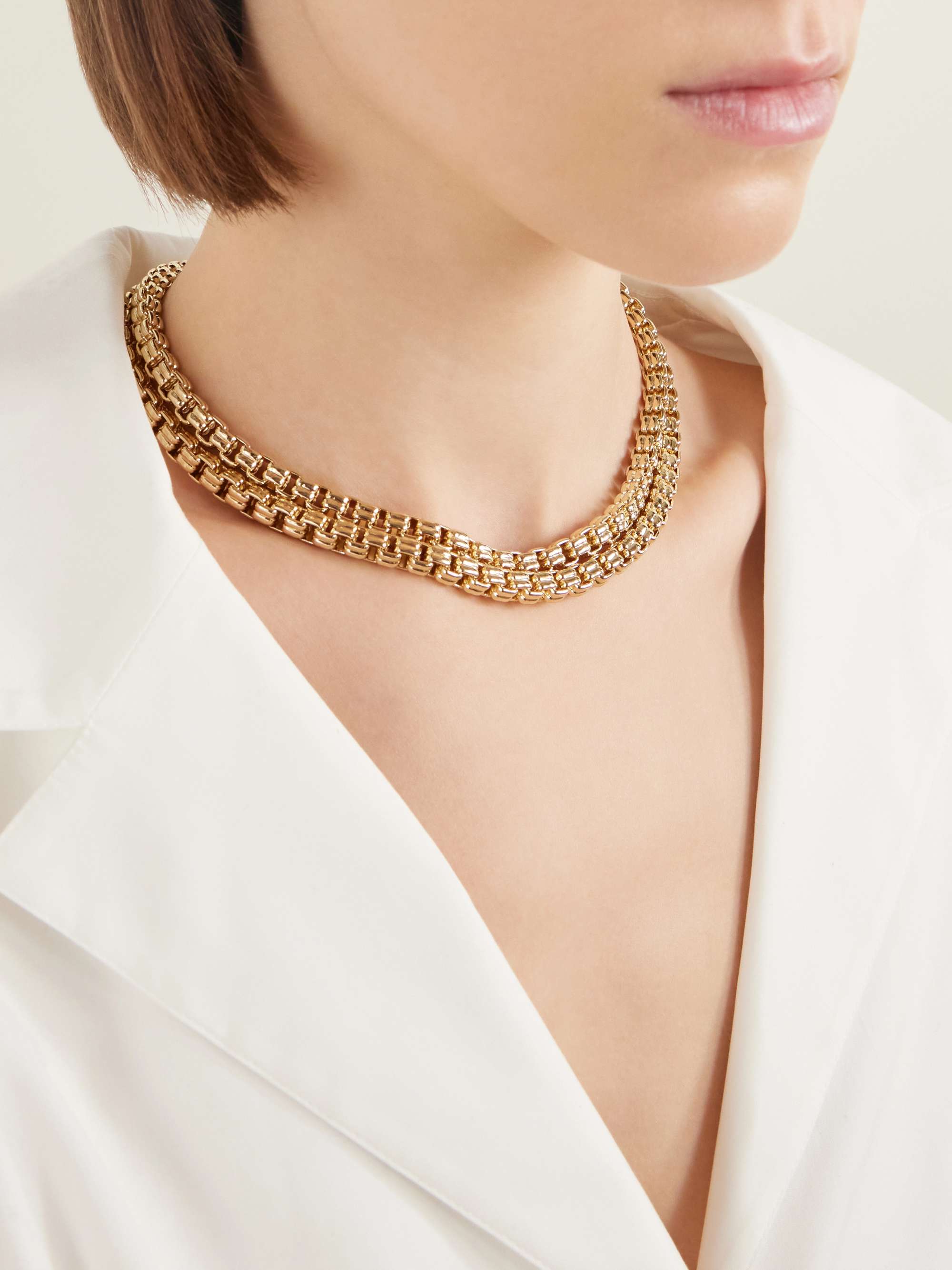 ROXANNE ASSOULIN 