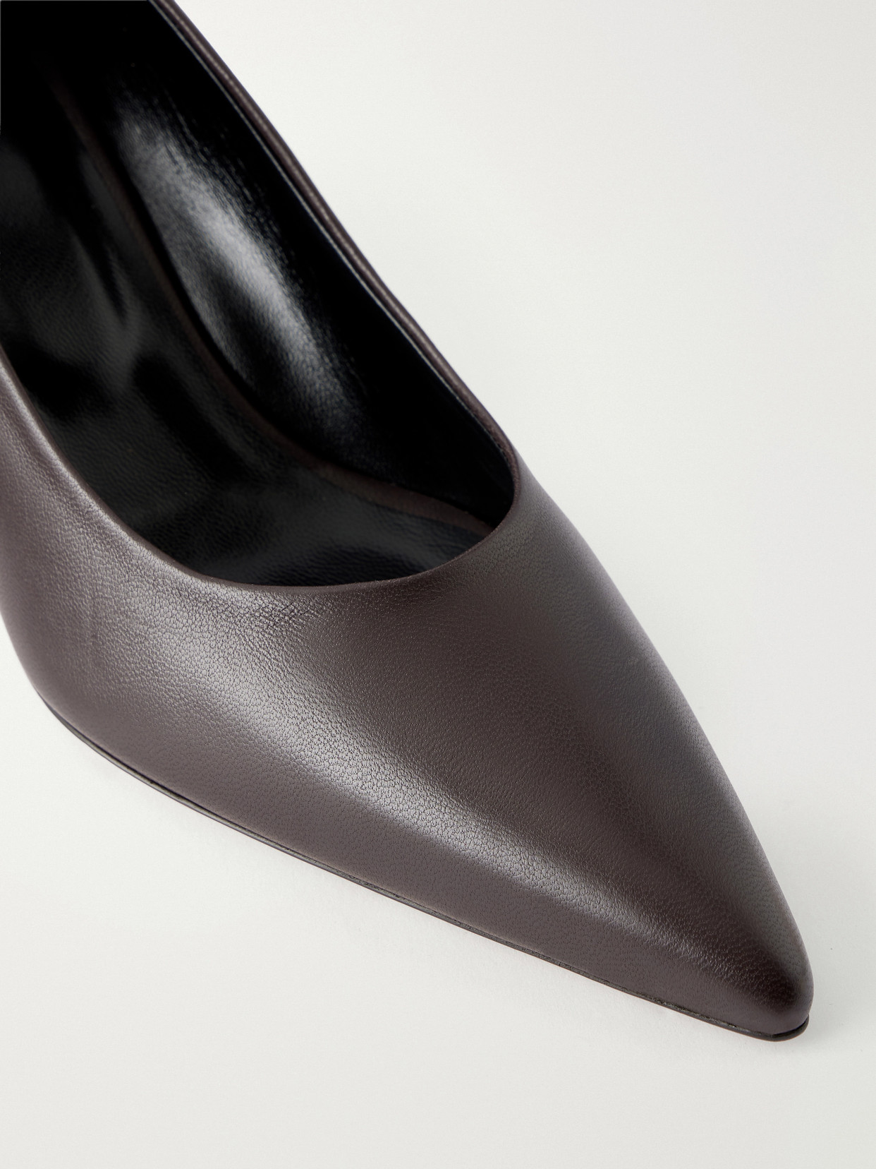 Blade 60 Pumps