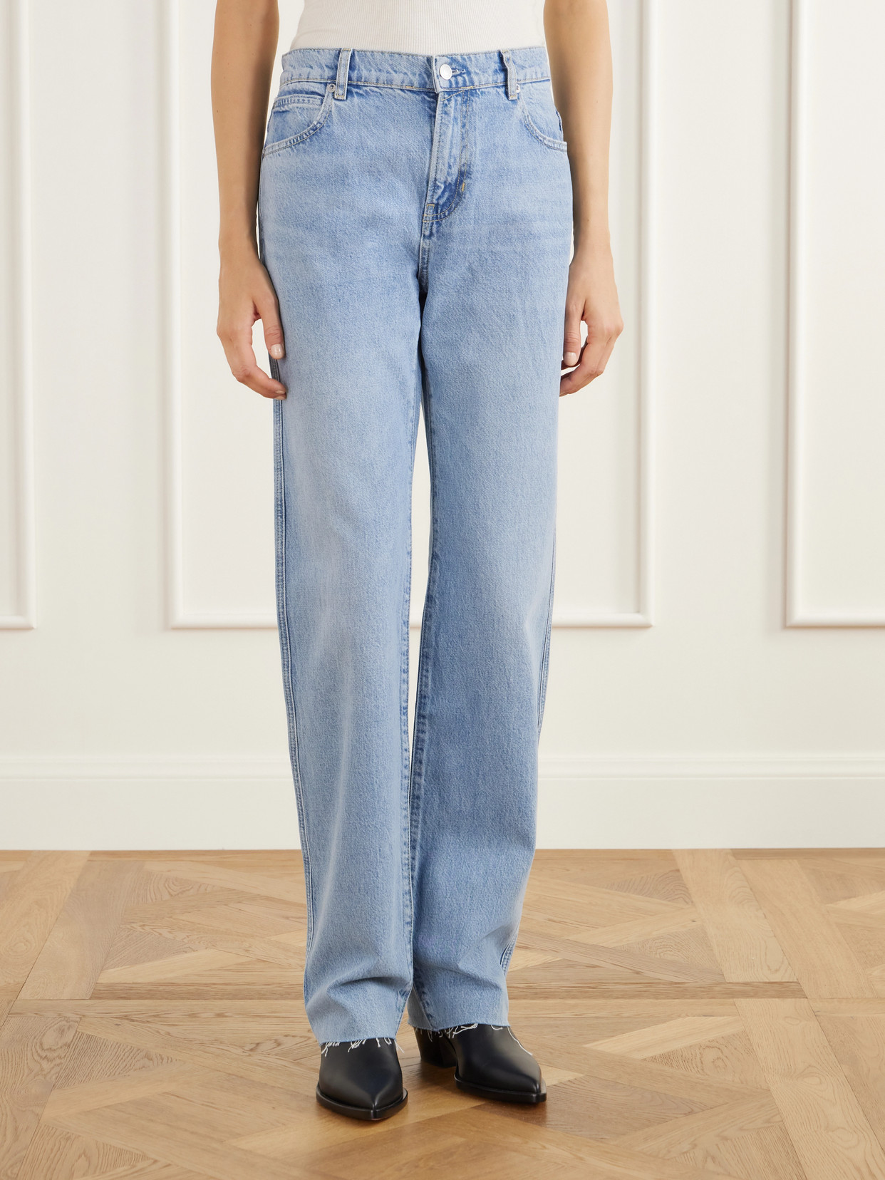 Weekender Frayed Mid-Rise Straight-Leg Jeans