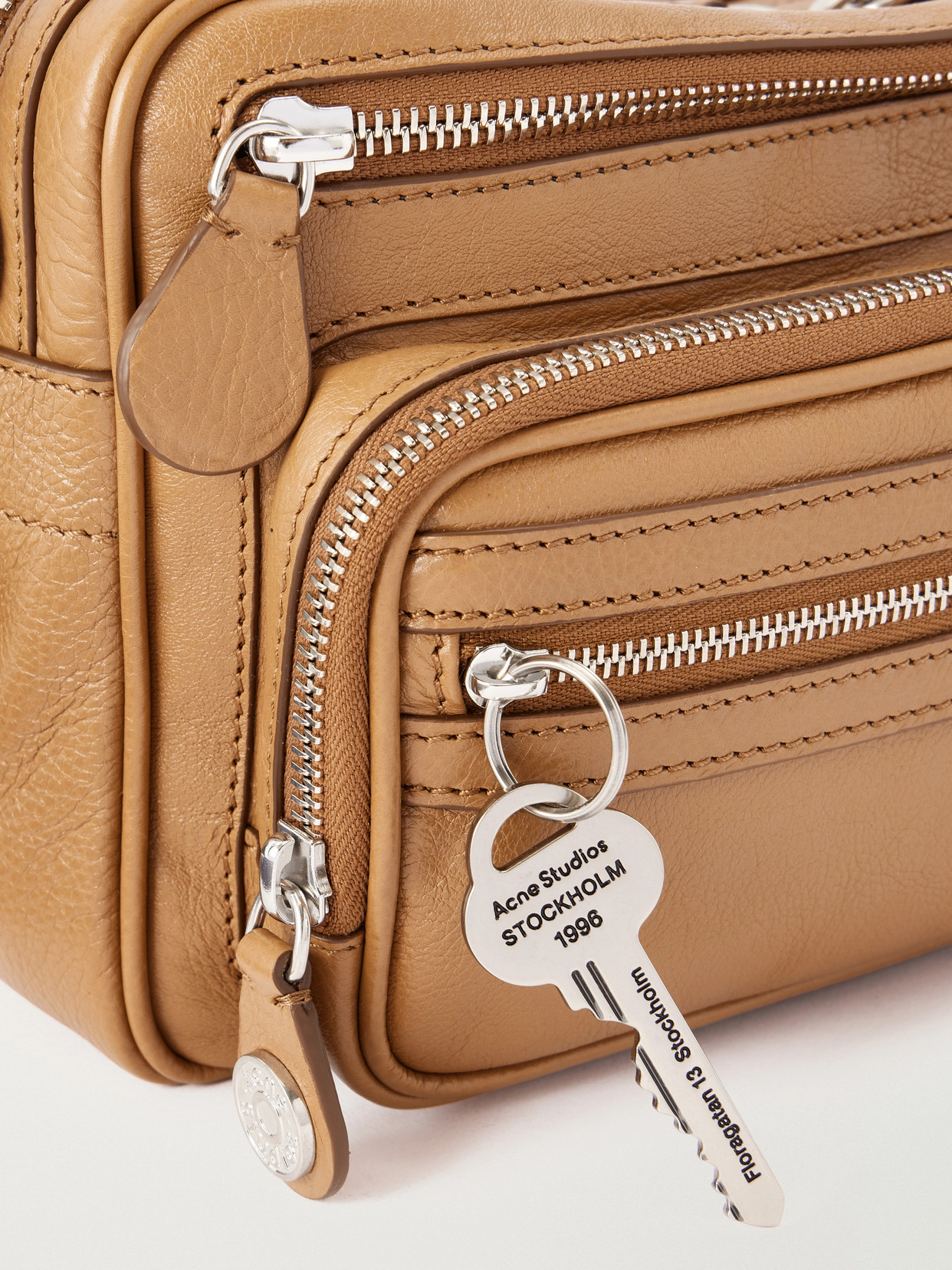 Camero Party Logo-Embossed Shoulder Bag