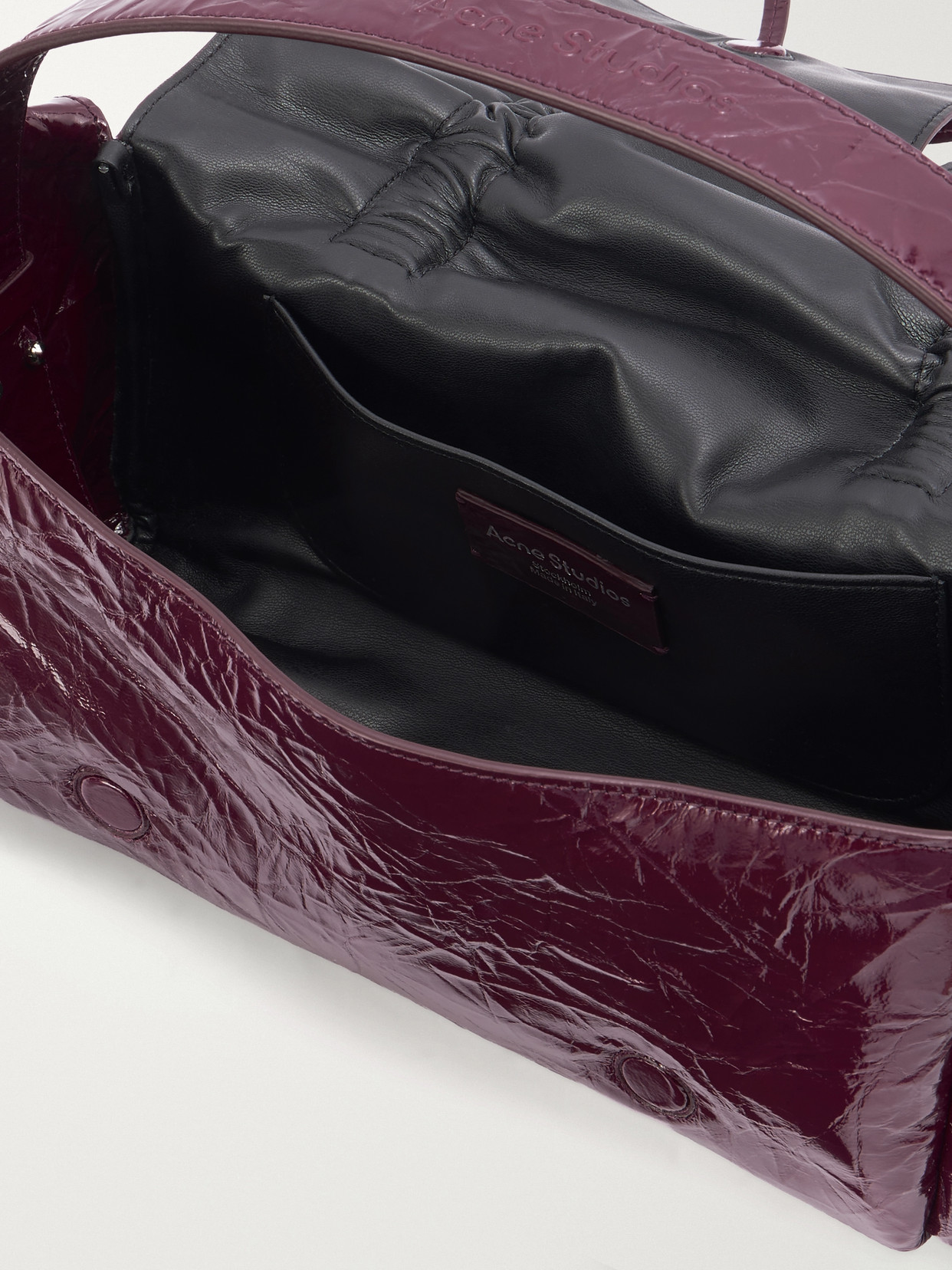 Multipocket Bow-Detail Crinkled Shoulder Bag