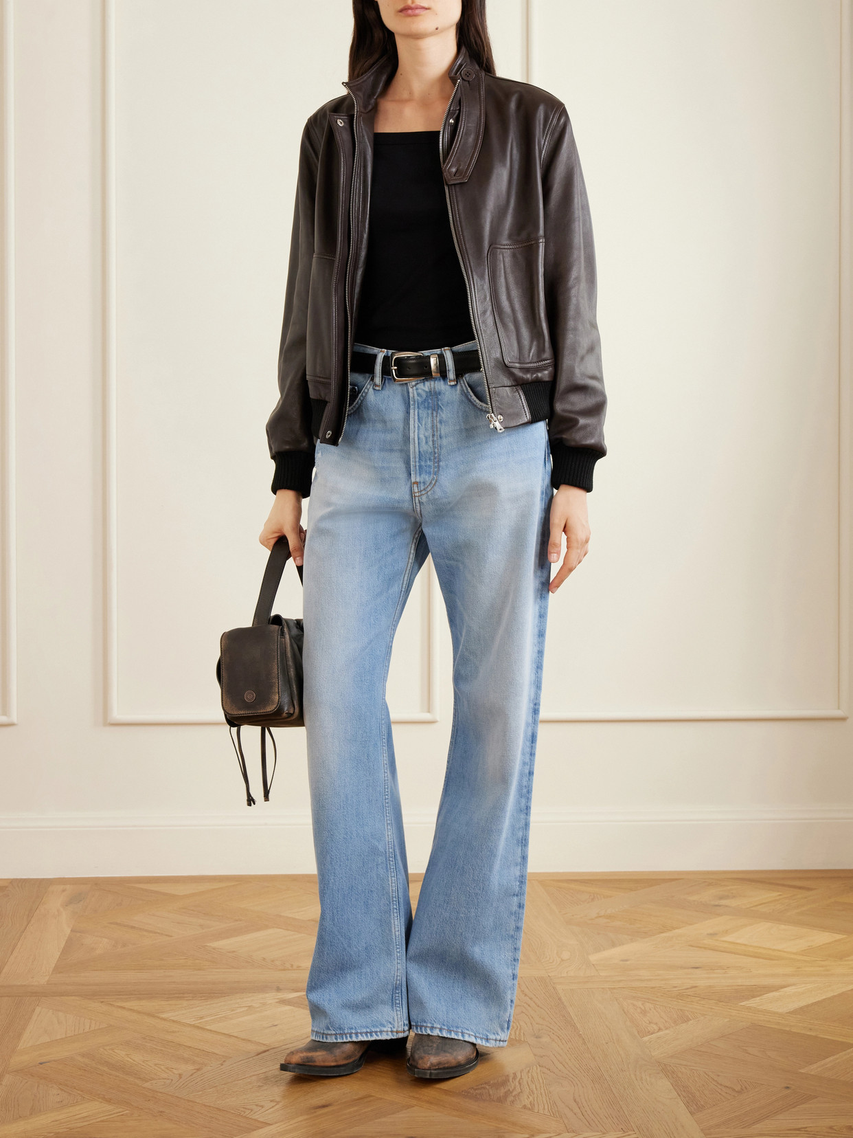 2021F Mid-Rise Straight-Leg Jeans