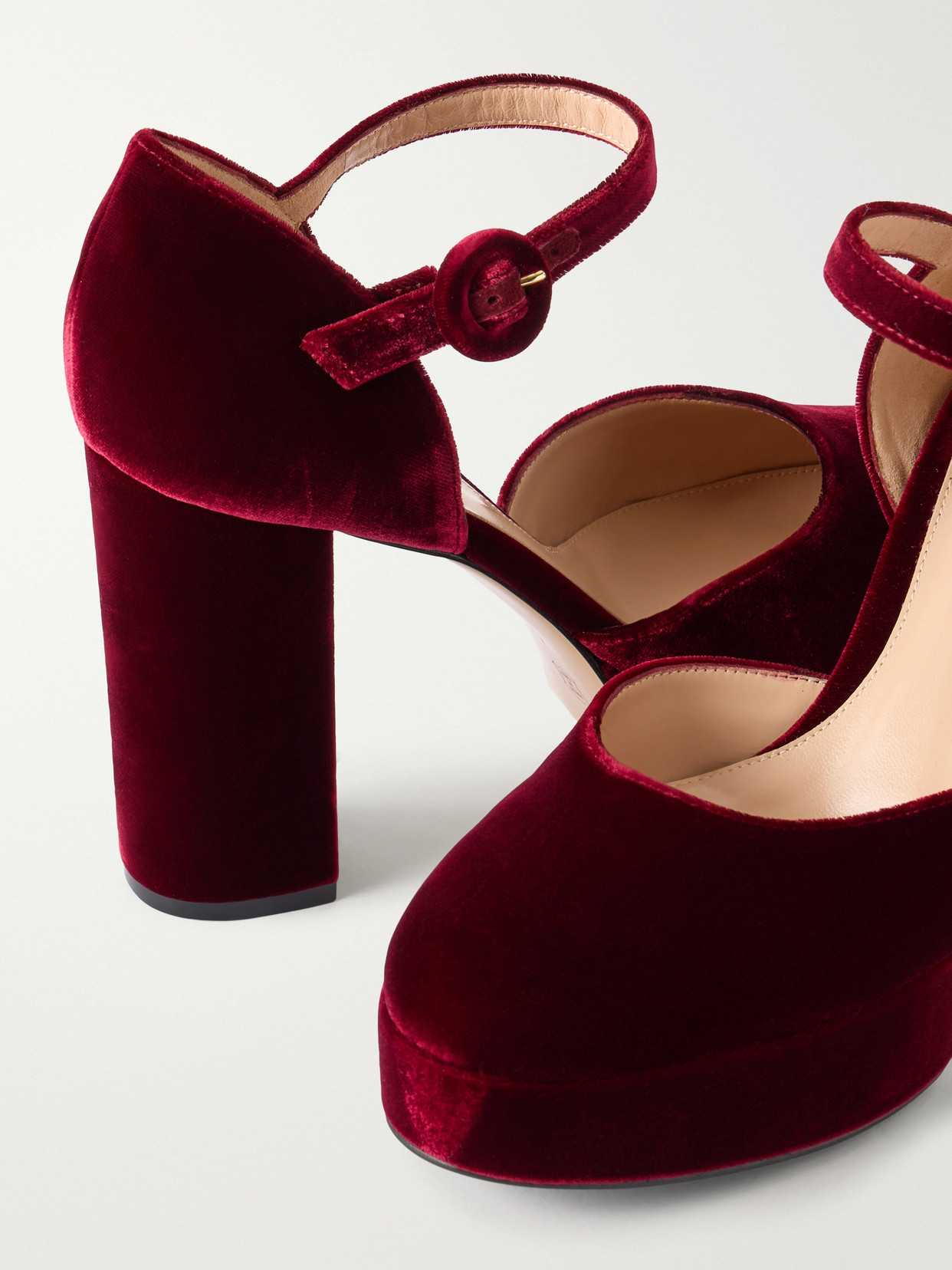 70 Velvet Pumps