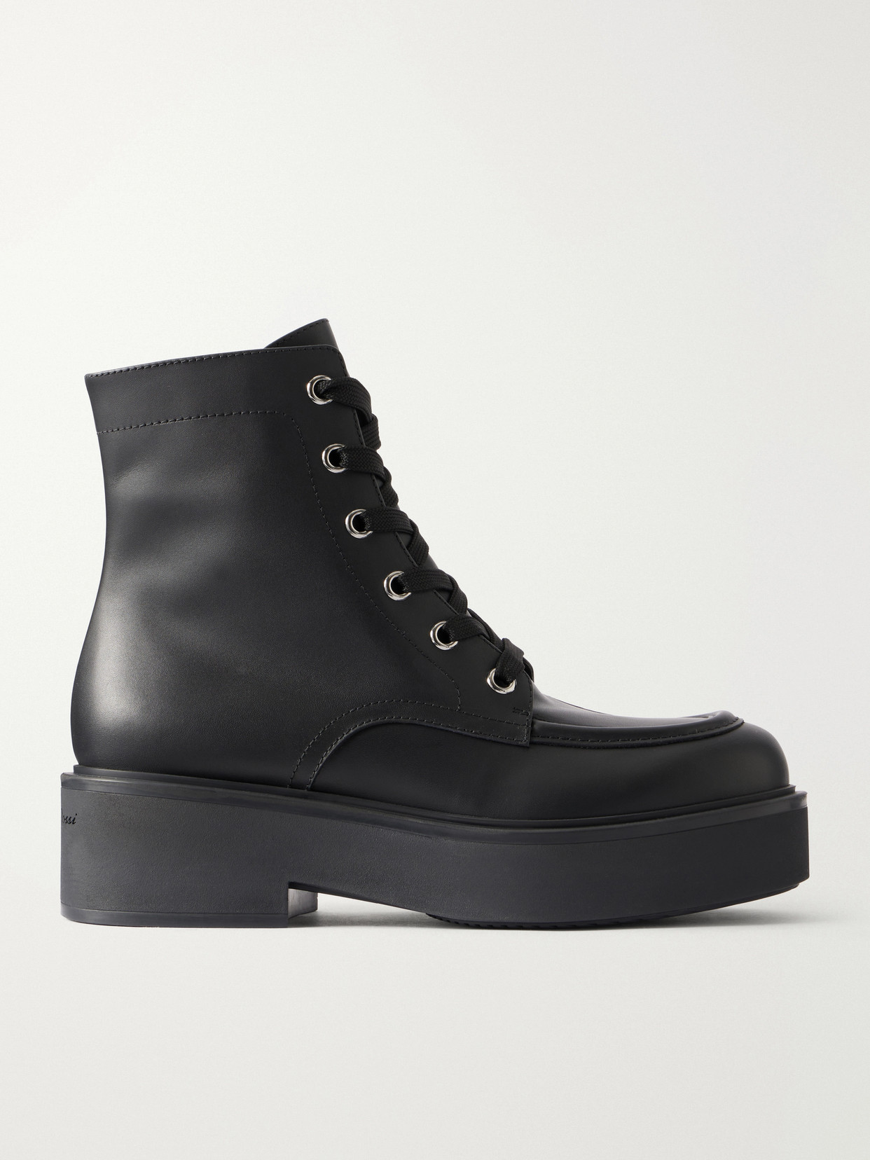 20 Ankle Boots