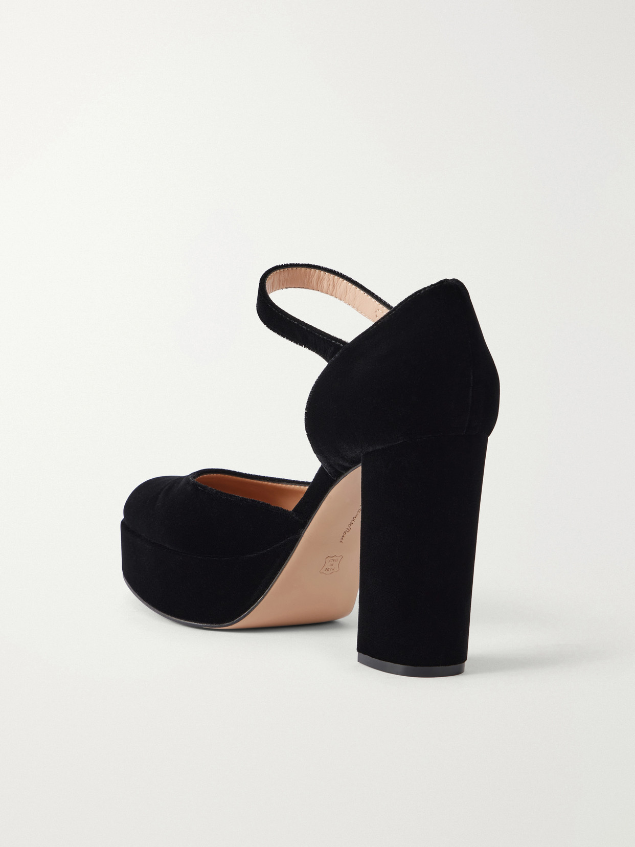 70 Velvet Pumps