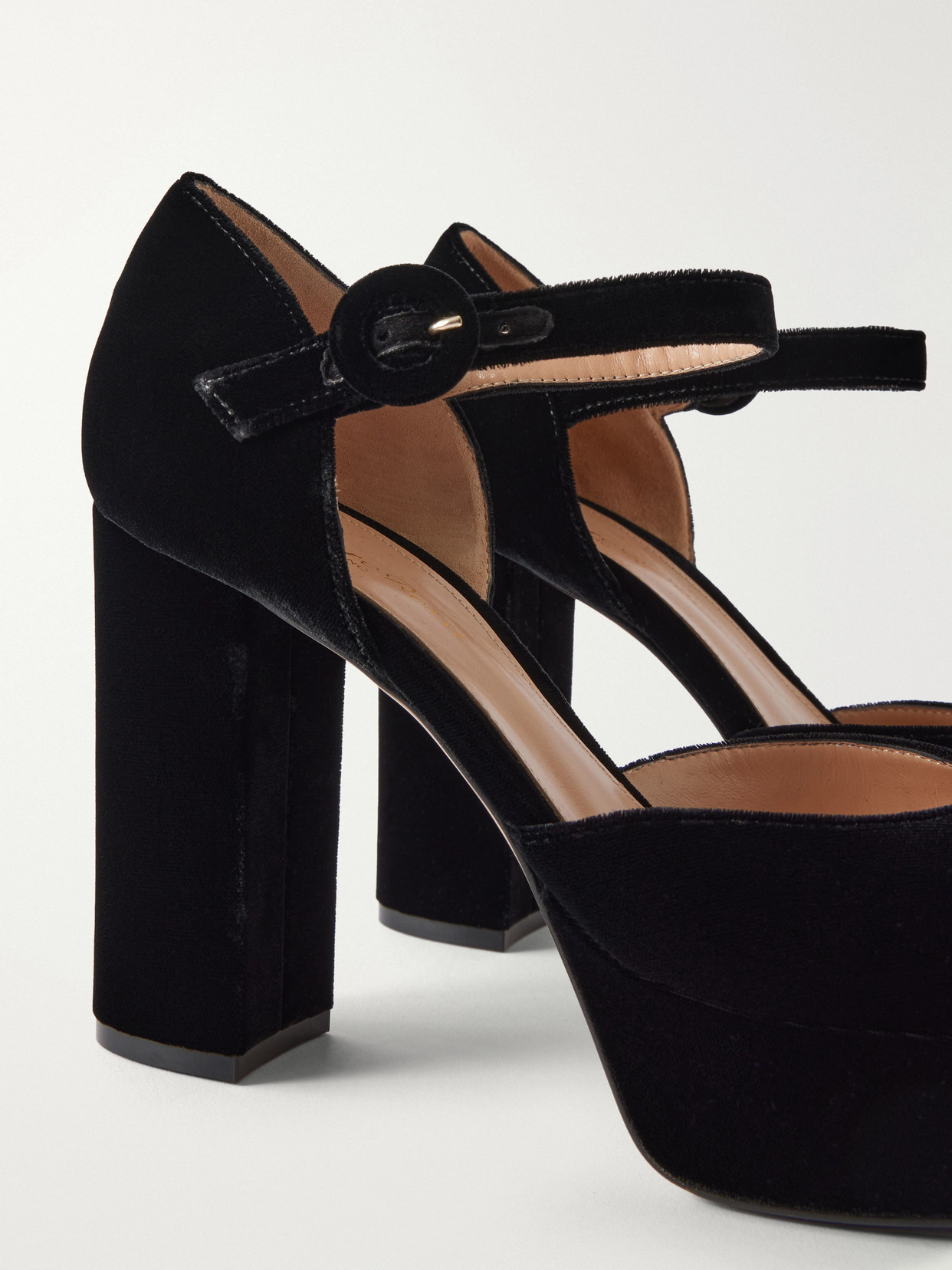 70 Velvet Pumps