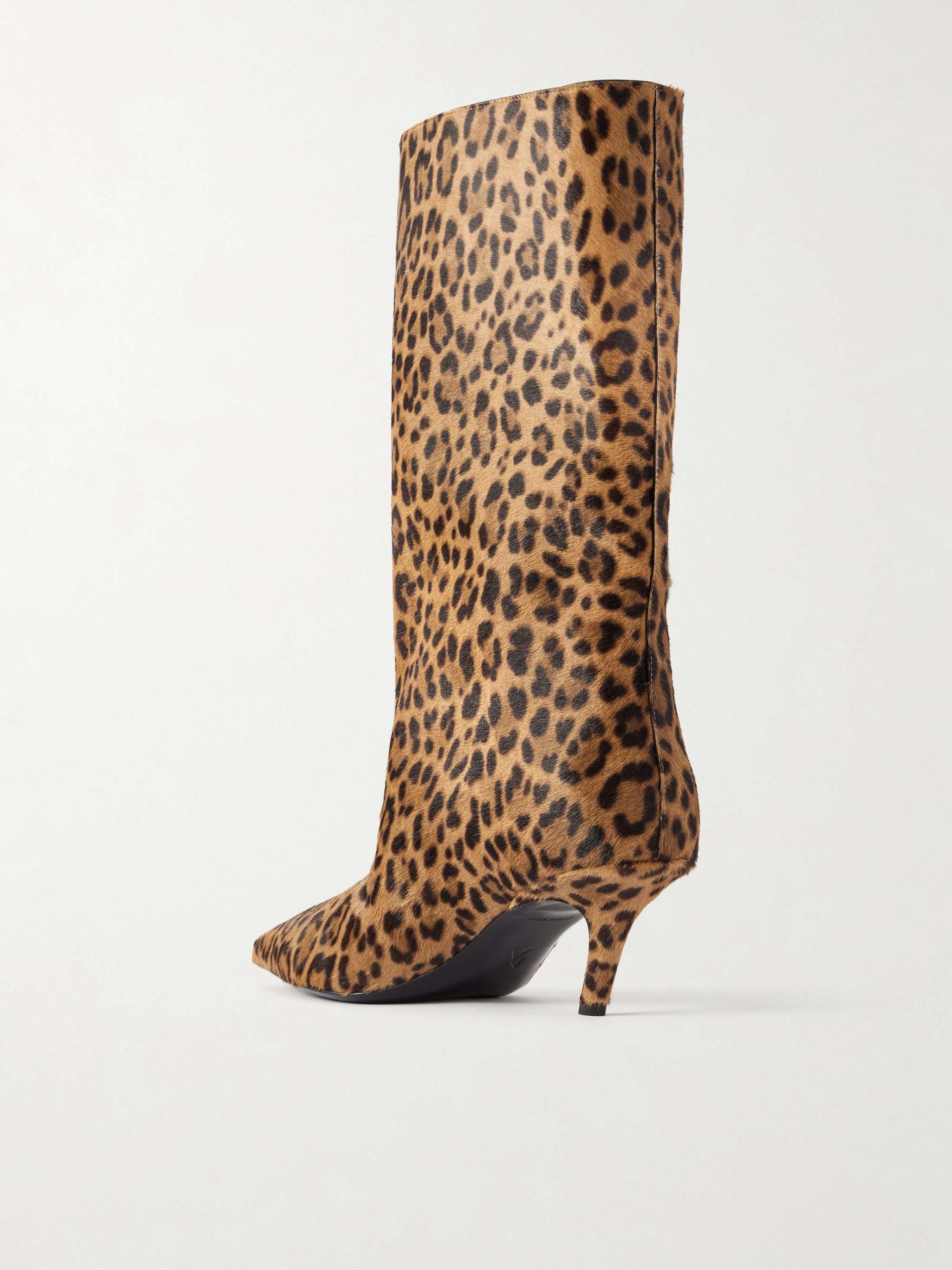 AMINA MUADDI 