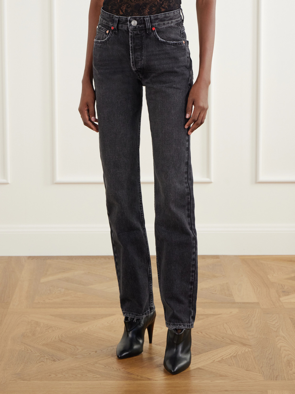 Daya Mid-Rise Straight-Leg Jeans