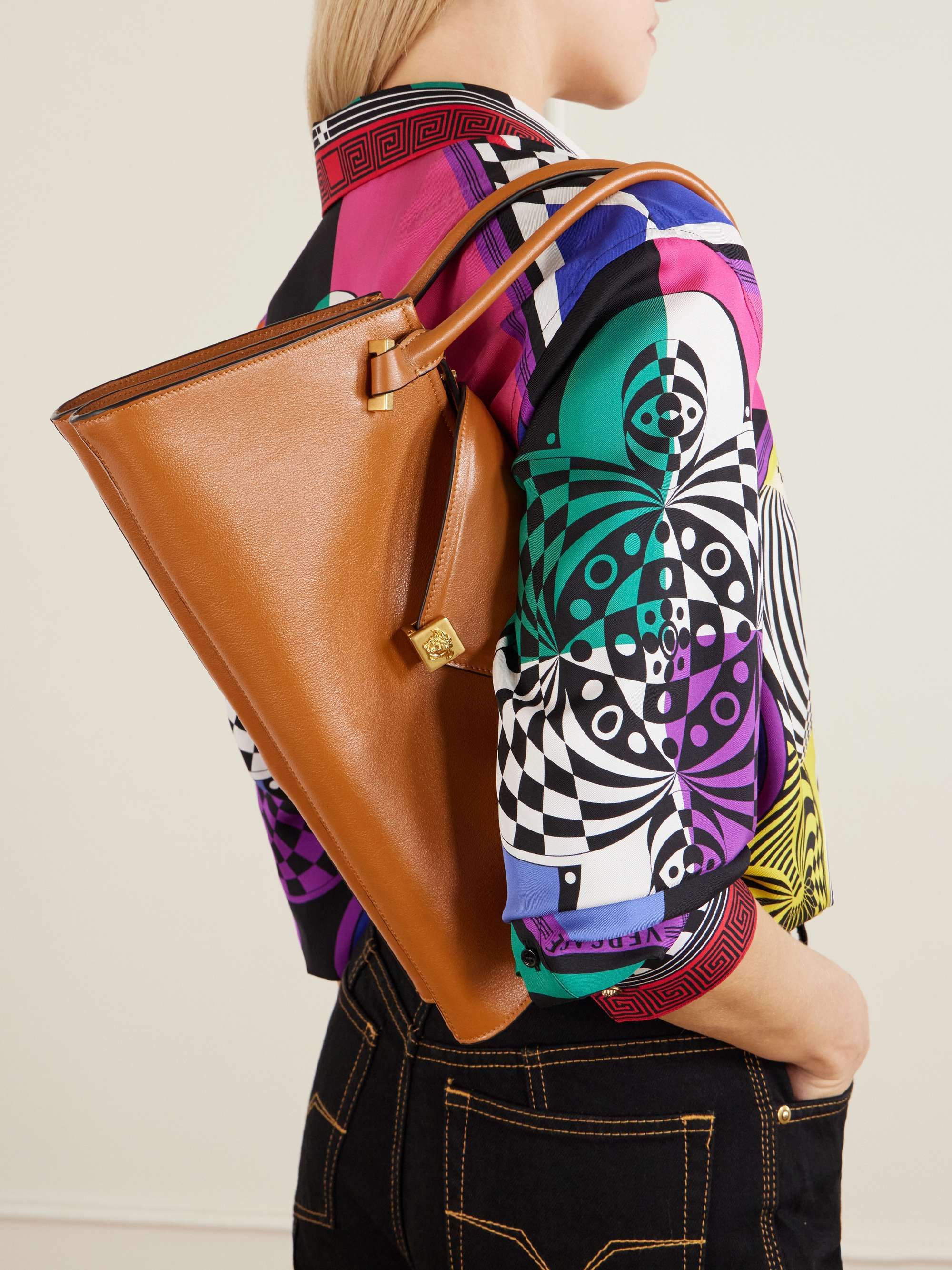 VERSACE 