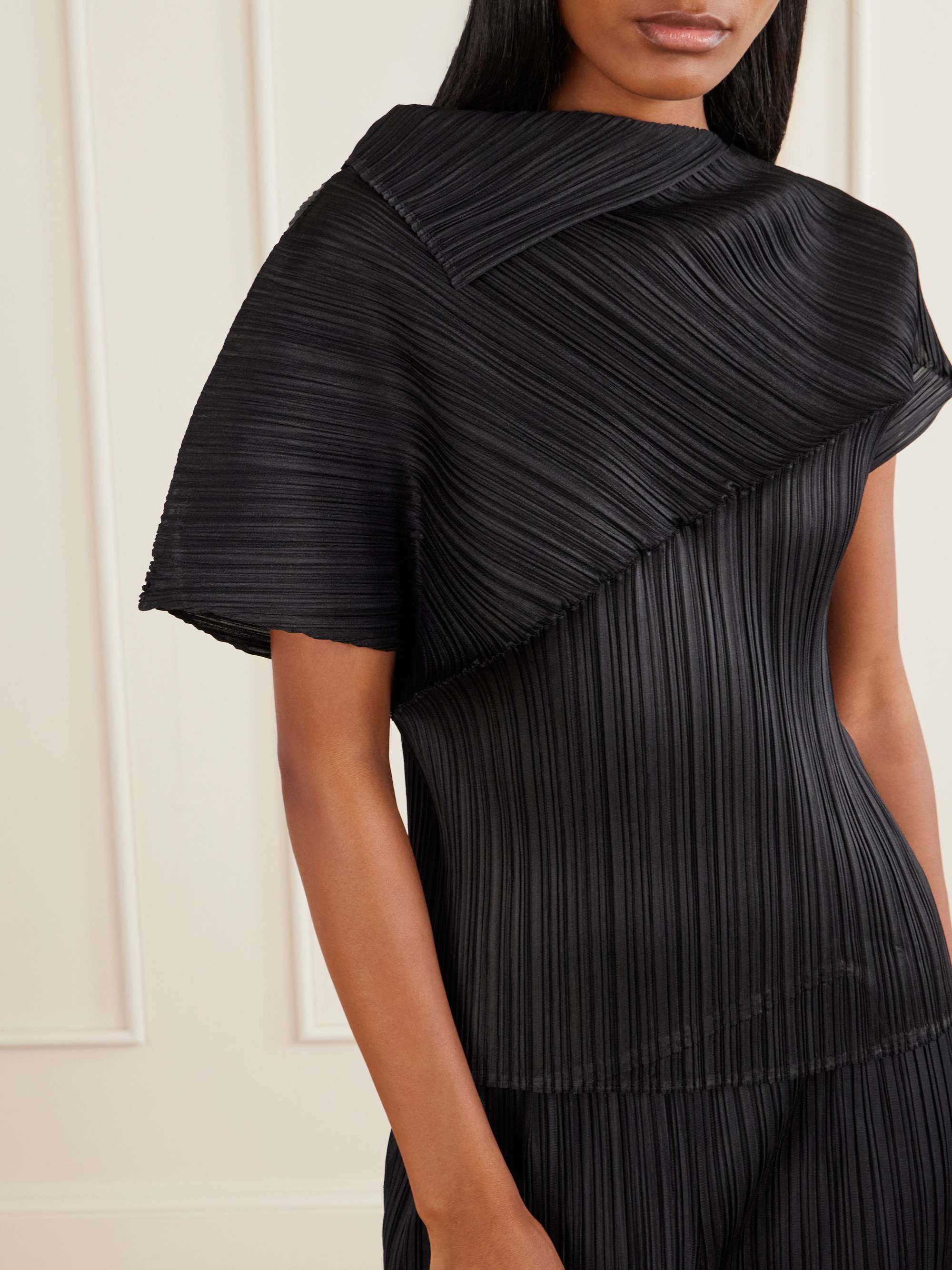 PLEATS PLEASE ISSEY MIYAKE Leap plissé blouse | NET-A-PORTER