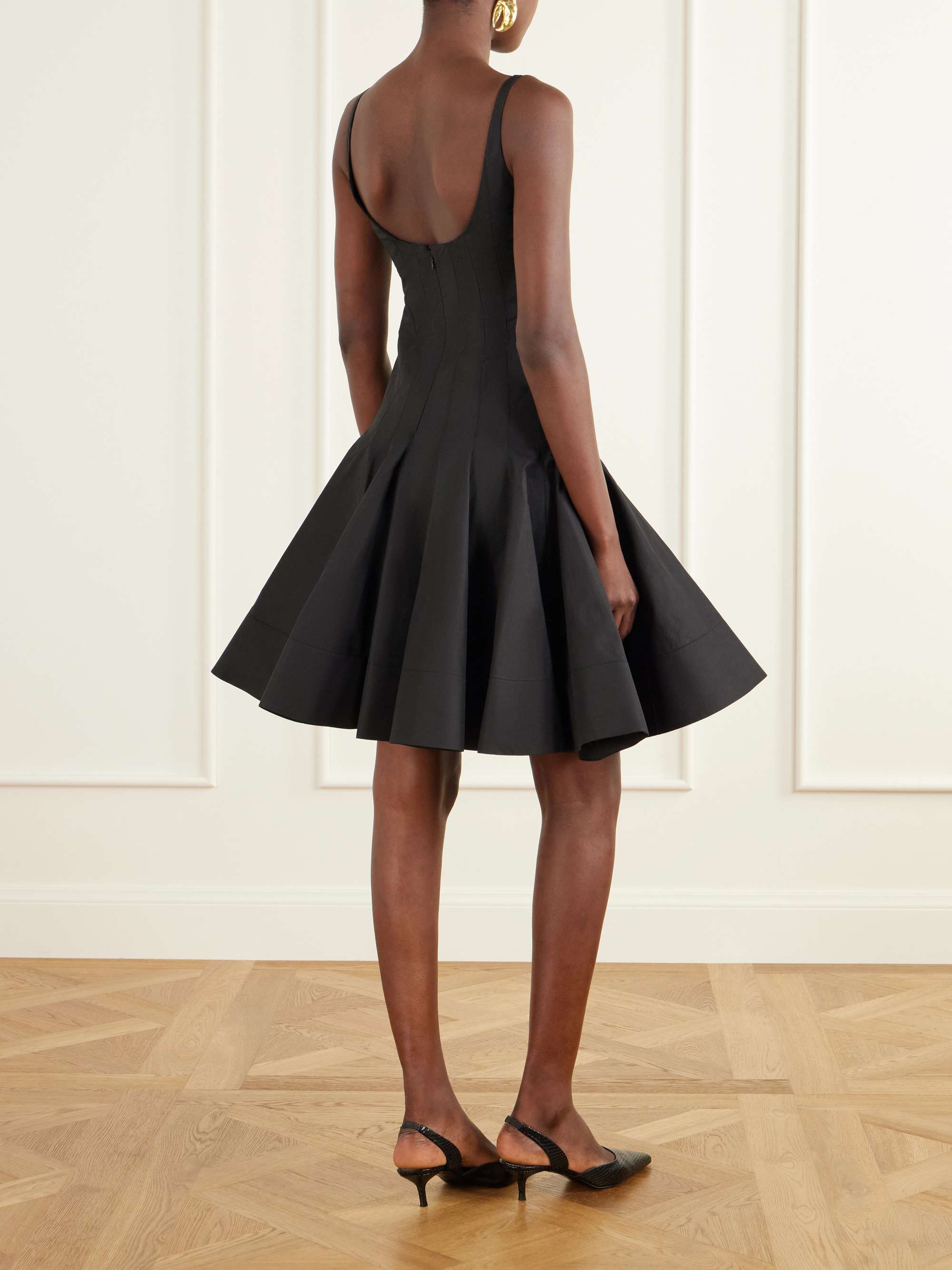 JACQUEMUS 