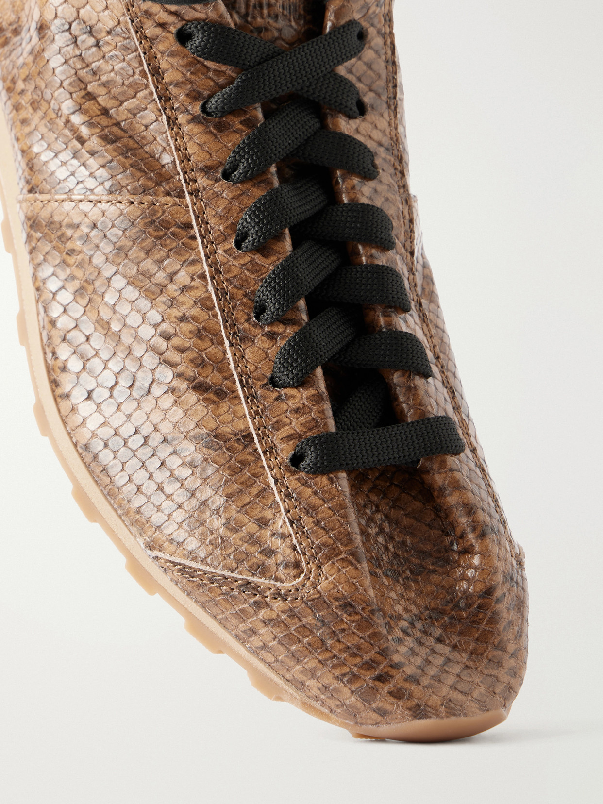 Les Tennis Snake-Effect Sneakers