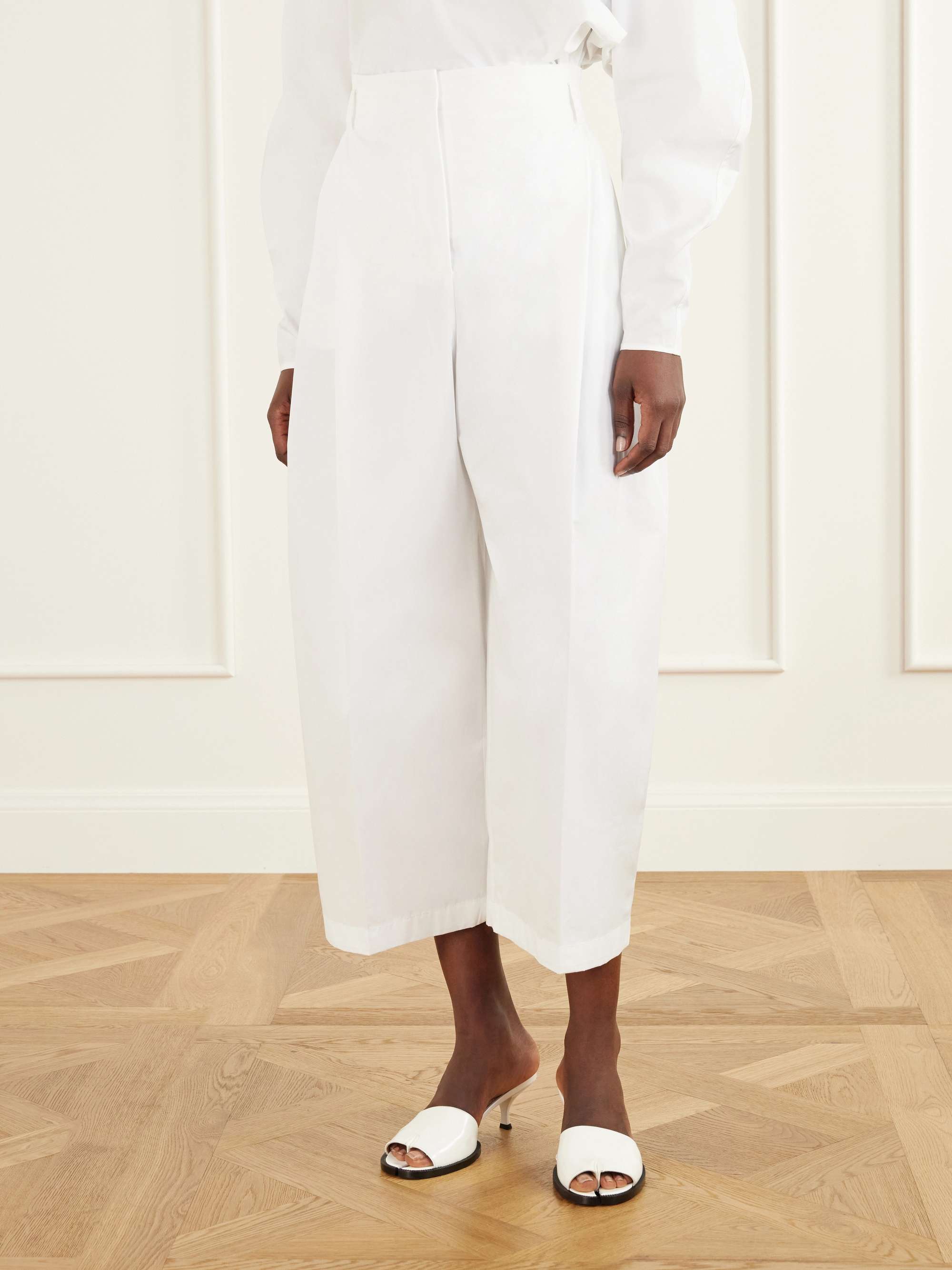 JACQUEMUS 