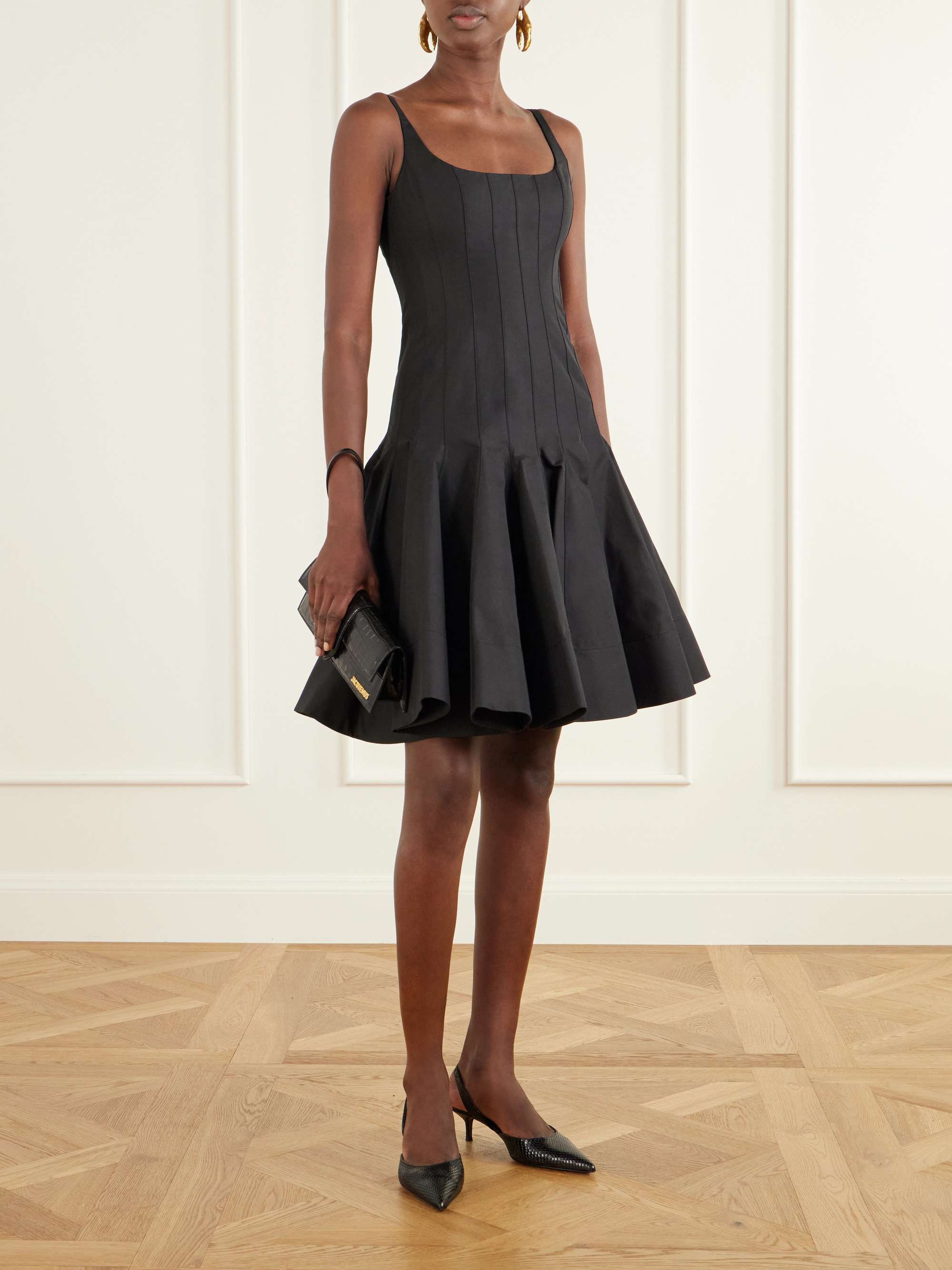 JACQUEMUS 