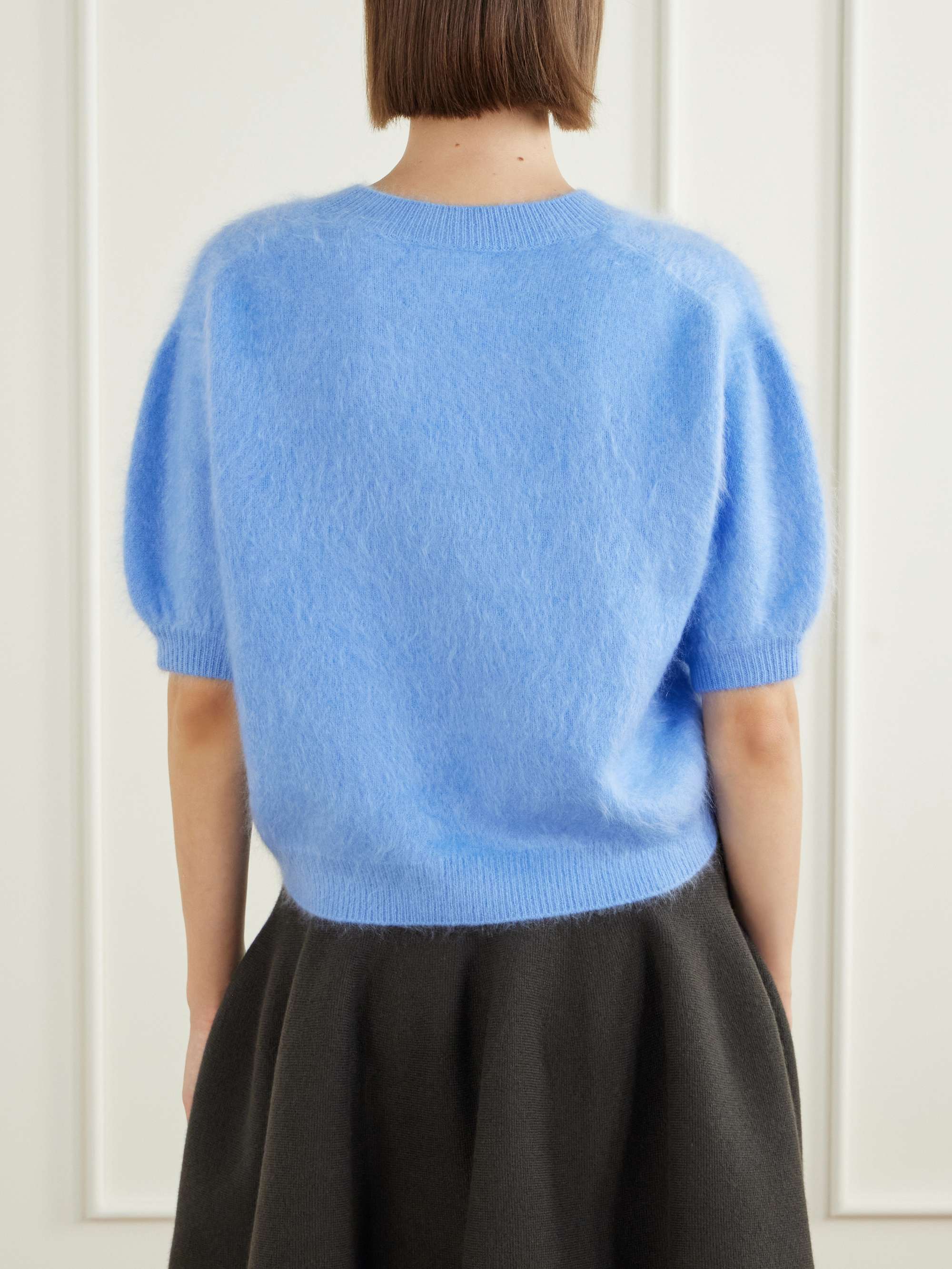 LISA YANG 
