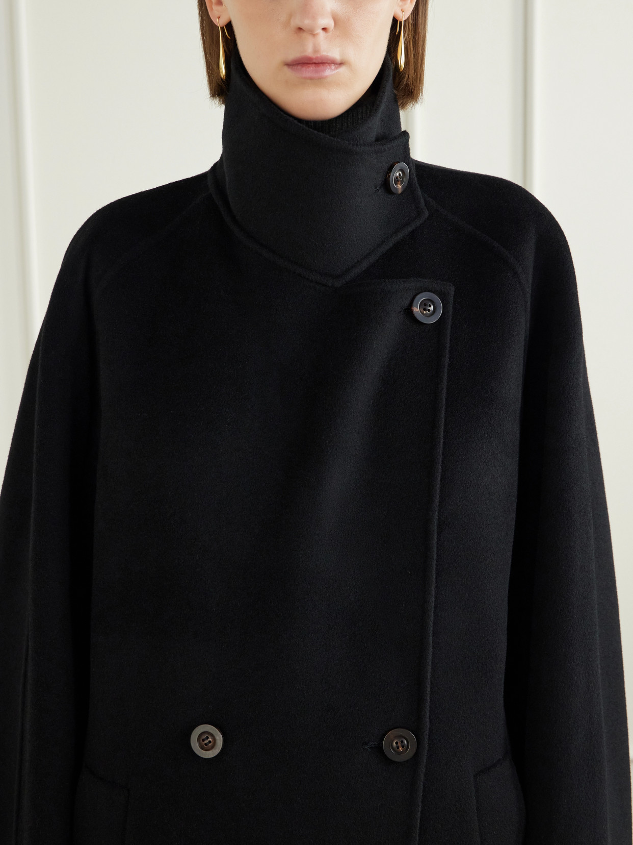 Button Wool And Cashmere-Blend Coat