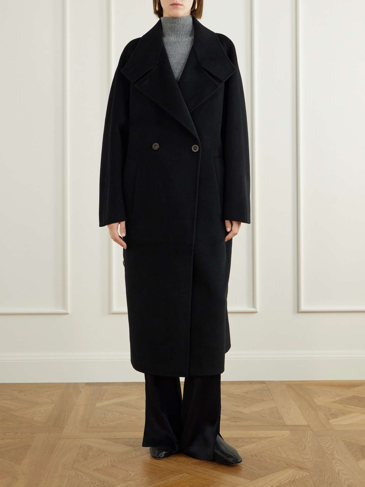 Button Wool And Cashmere-Blend Coat
