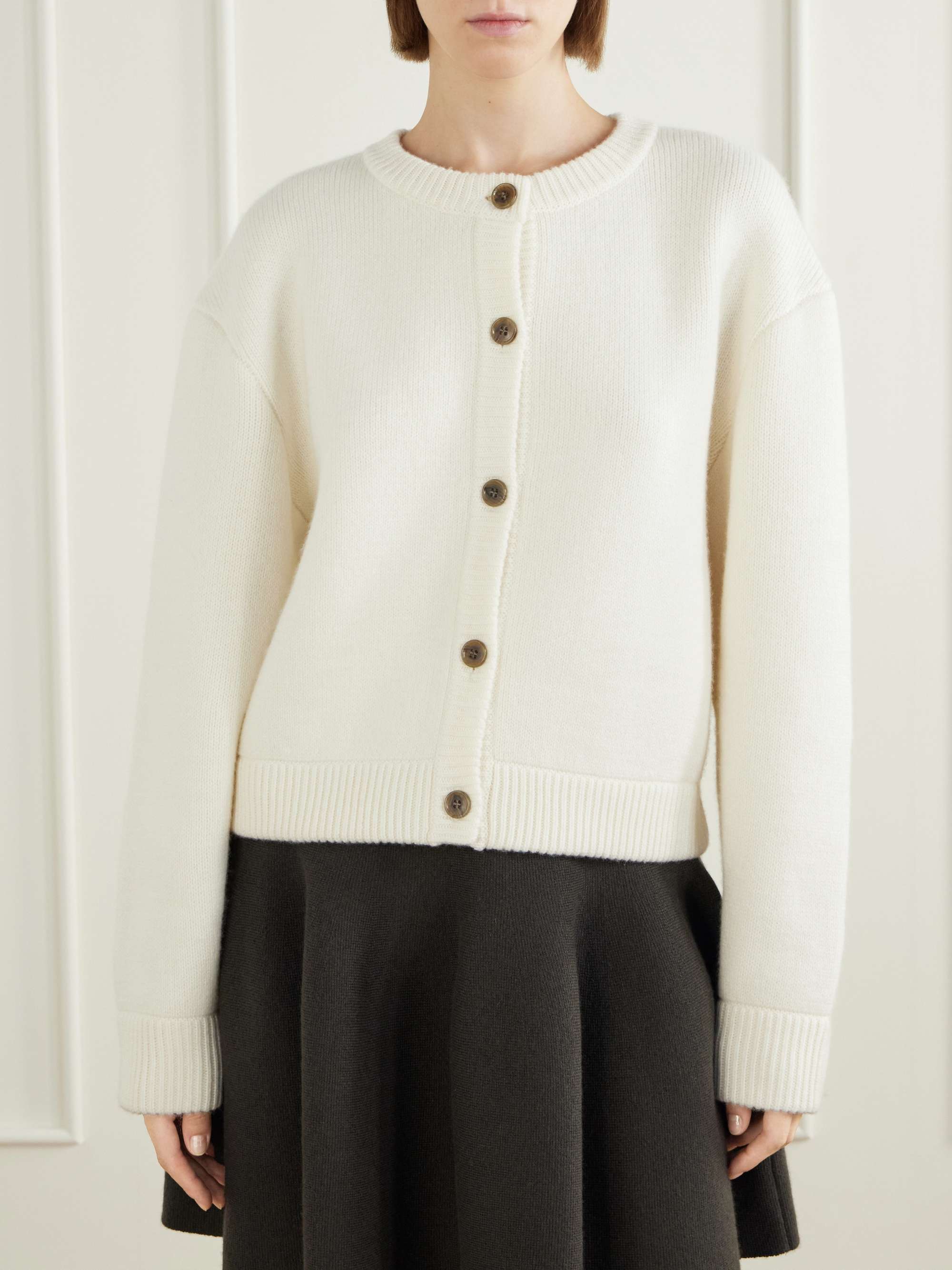 LISA YANG 