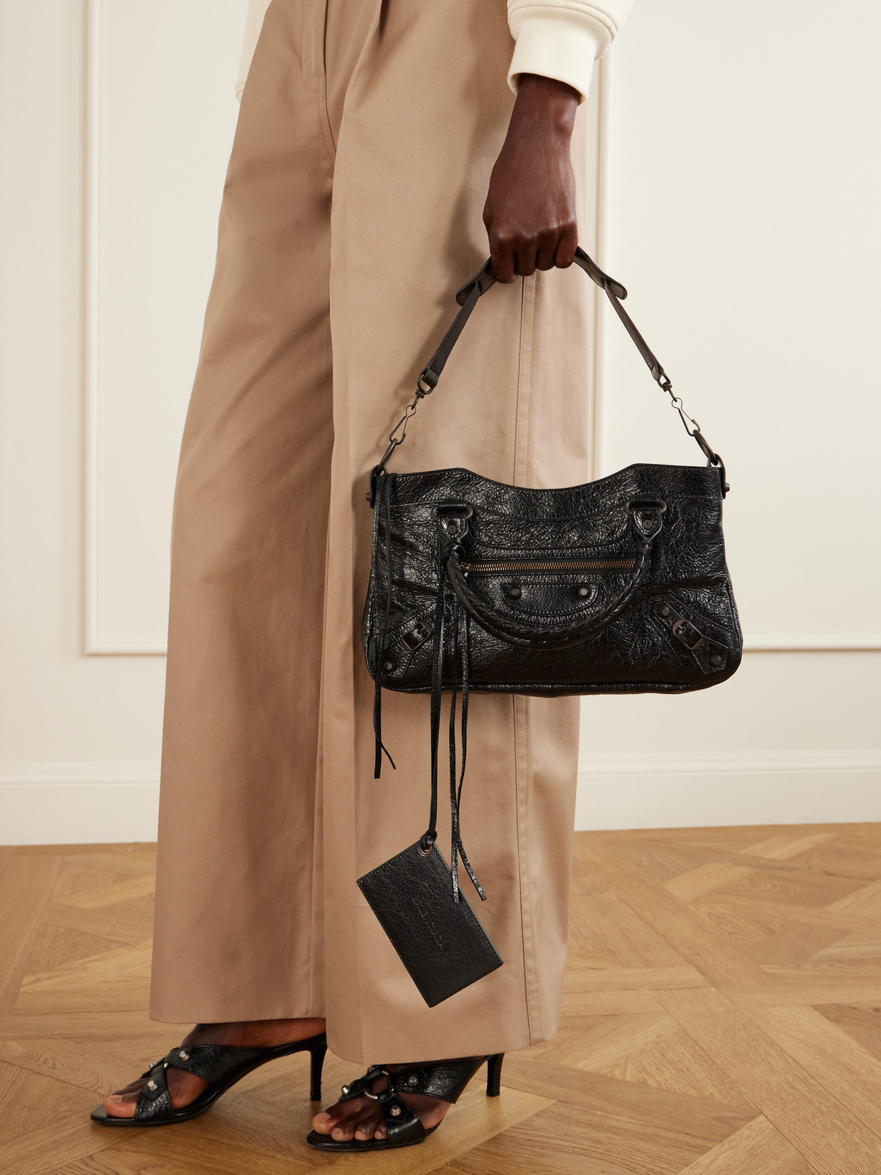 Le City First Shoulder Bag