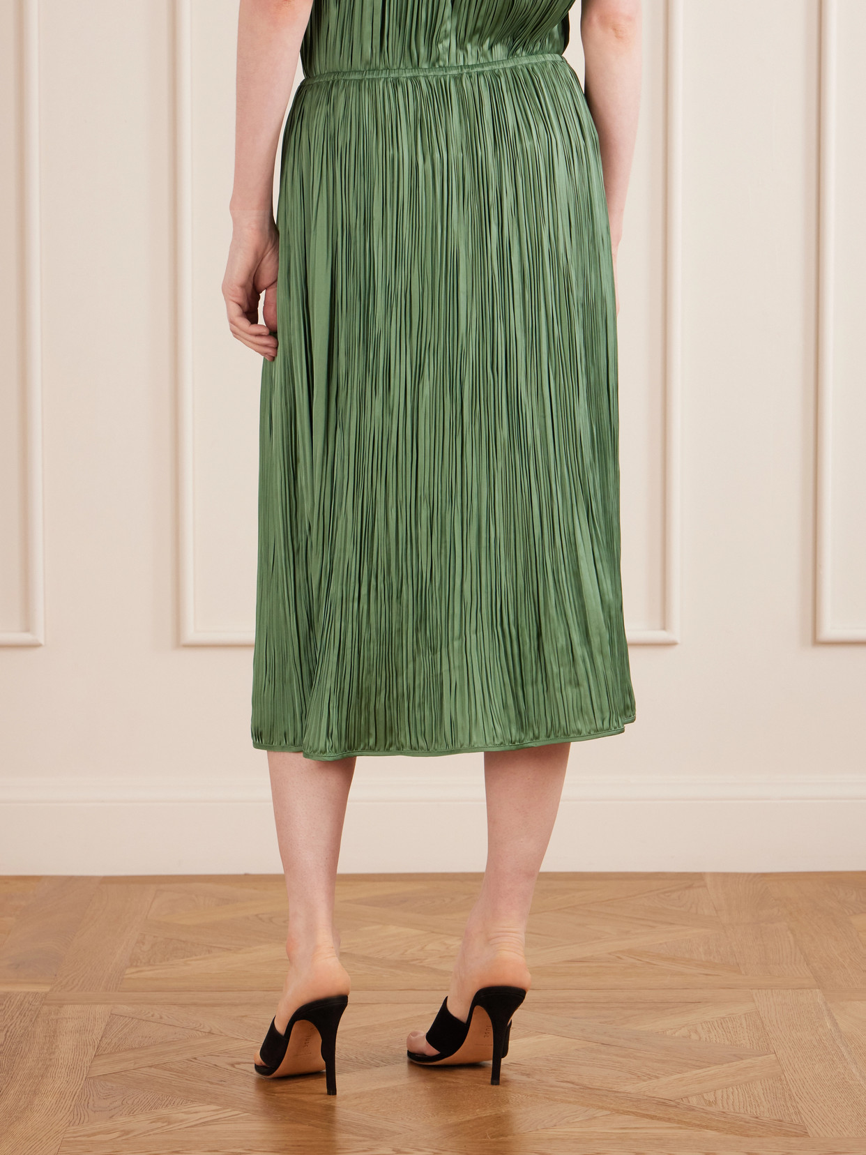 Avelline Plissé-Satin Midi