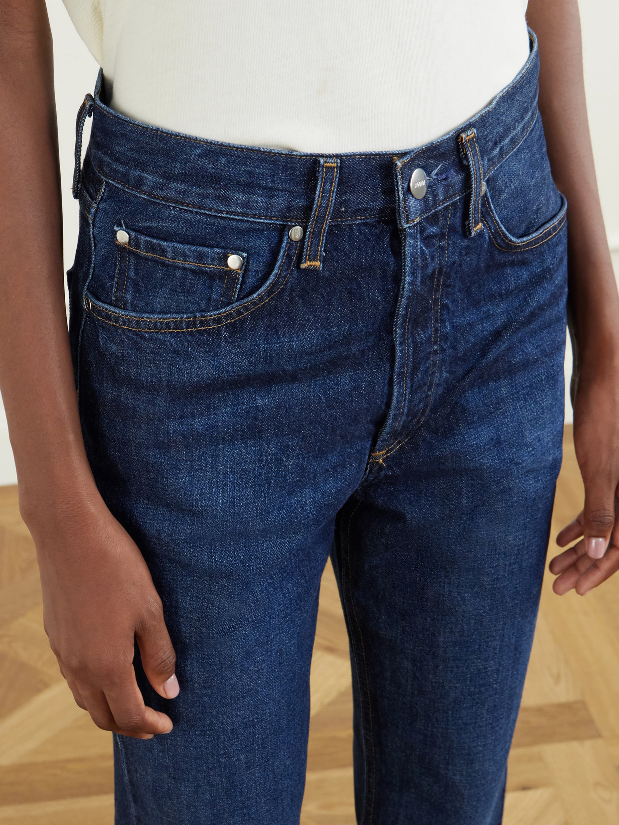 Lana Mid-Rise Straight-Leg Jeans
